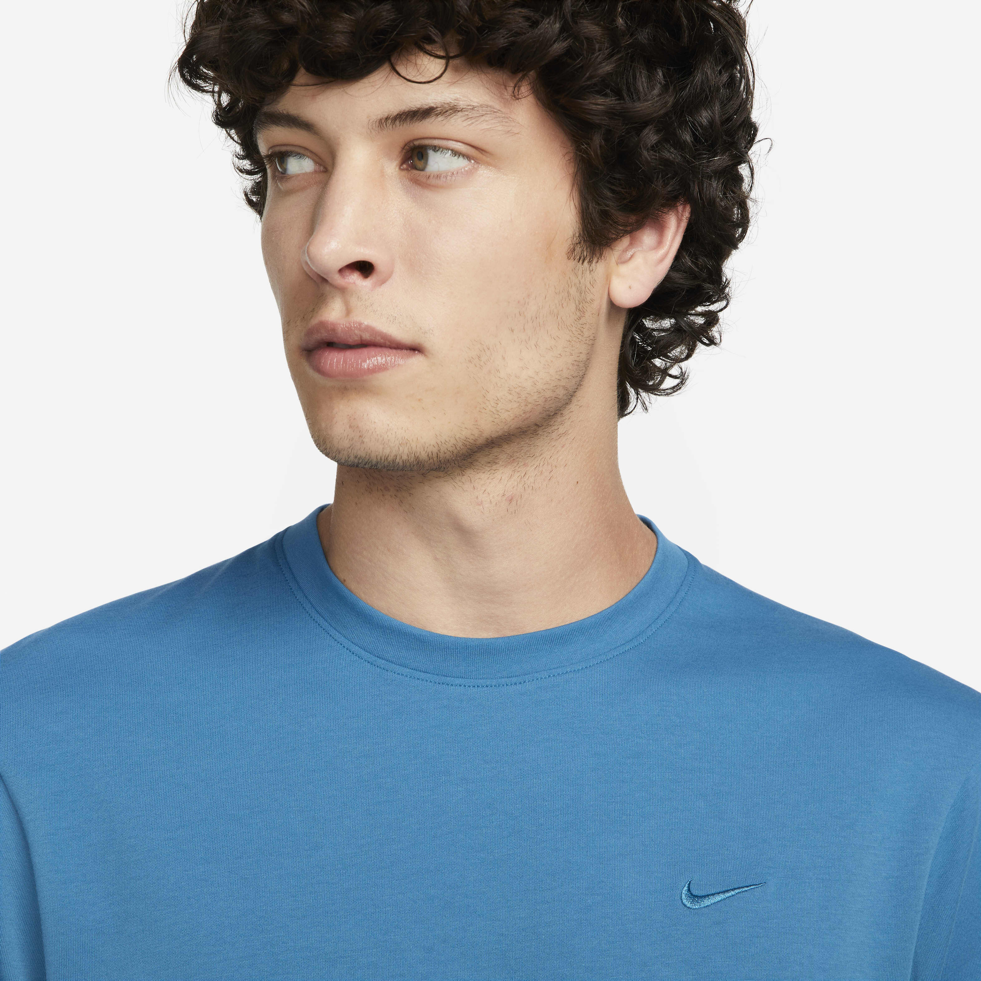 Nike Primary image number 2