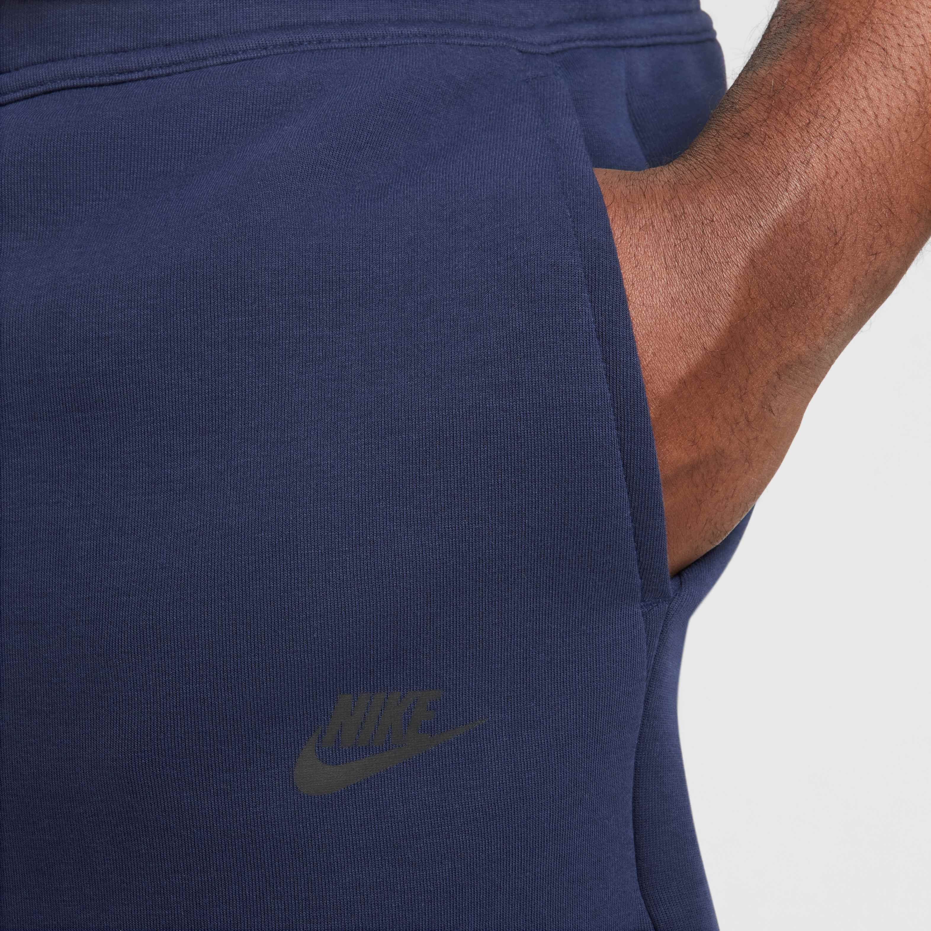 Nike Sportswear Tech Fleece image number 12