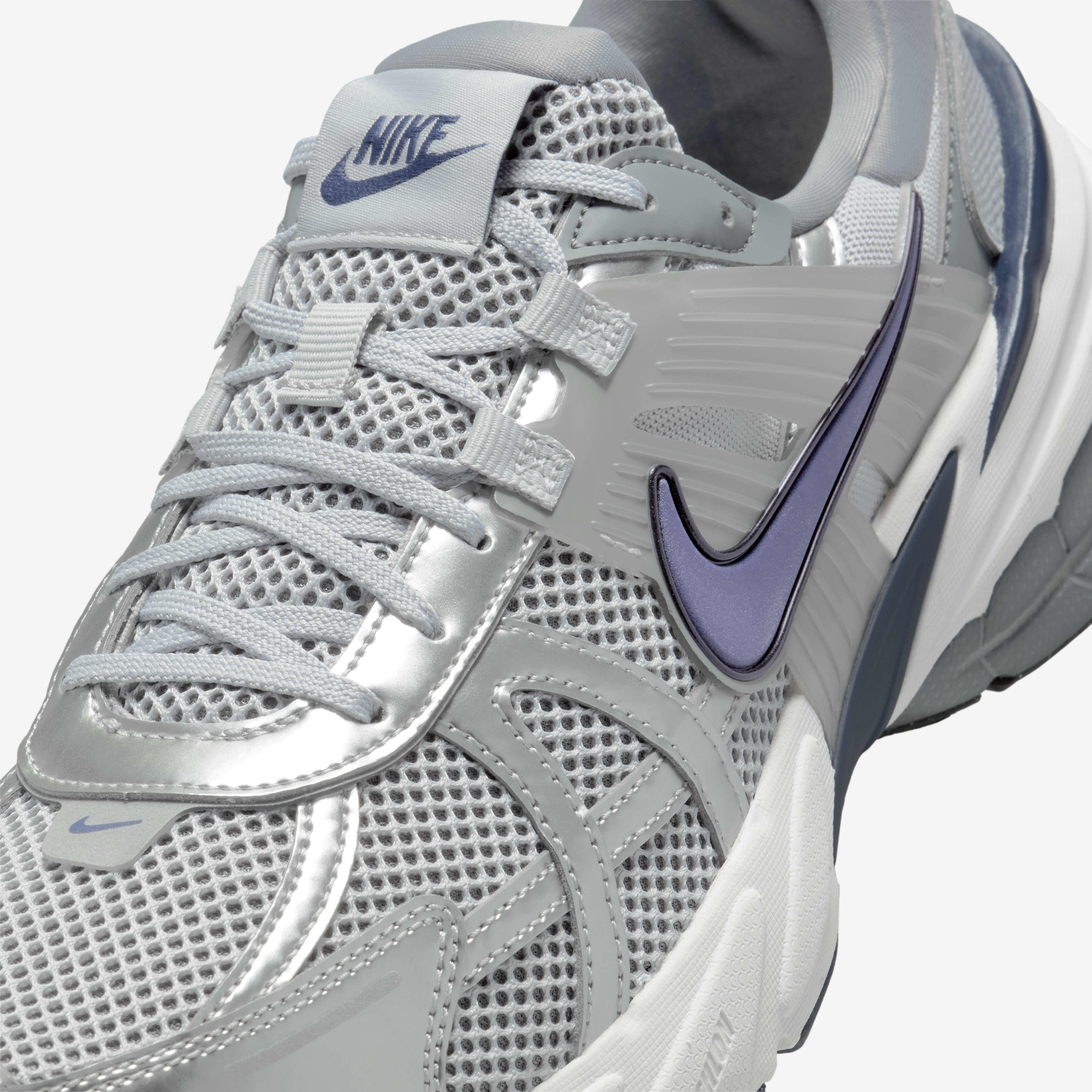 Nike V2K Run image number 6