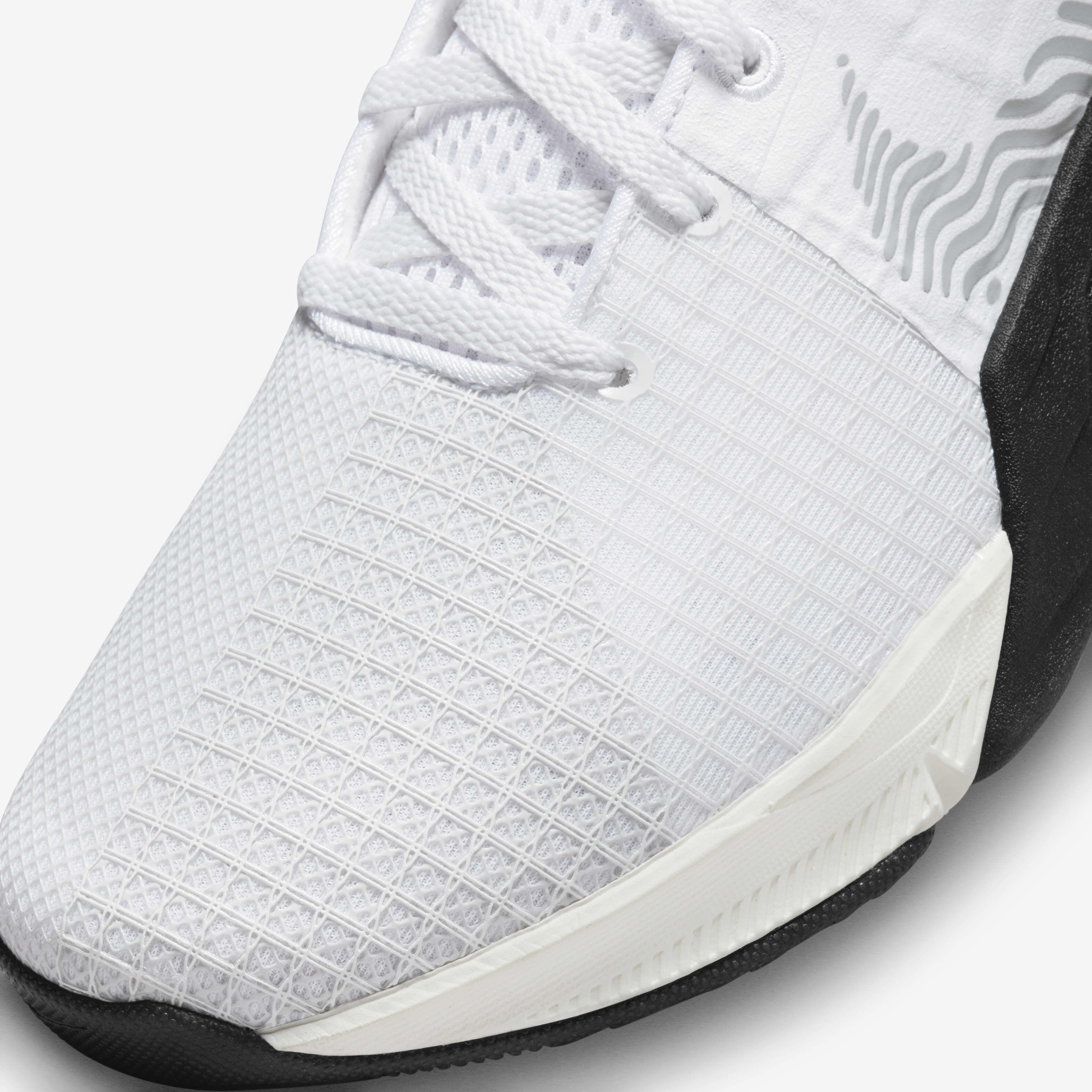 Nike Metcon 8 FlyEase image number 6