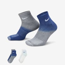 Nike Everyday Plus