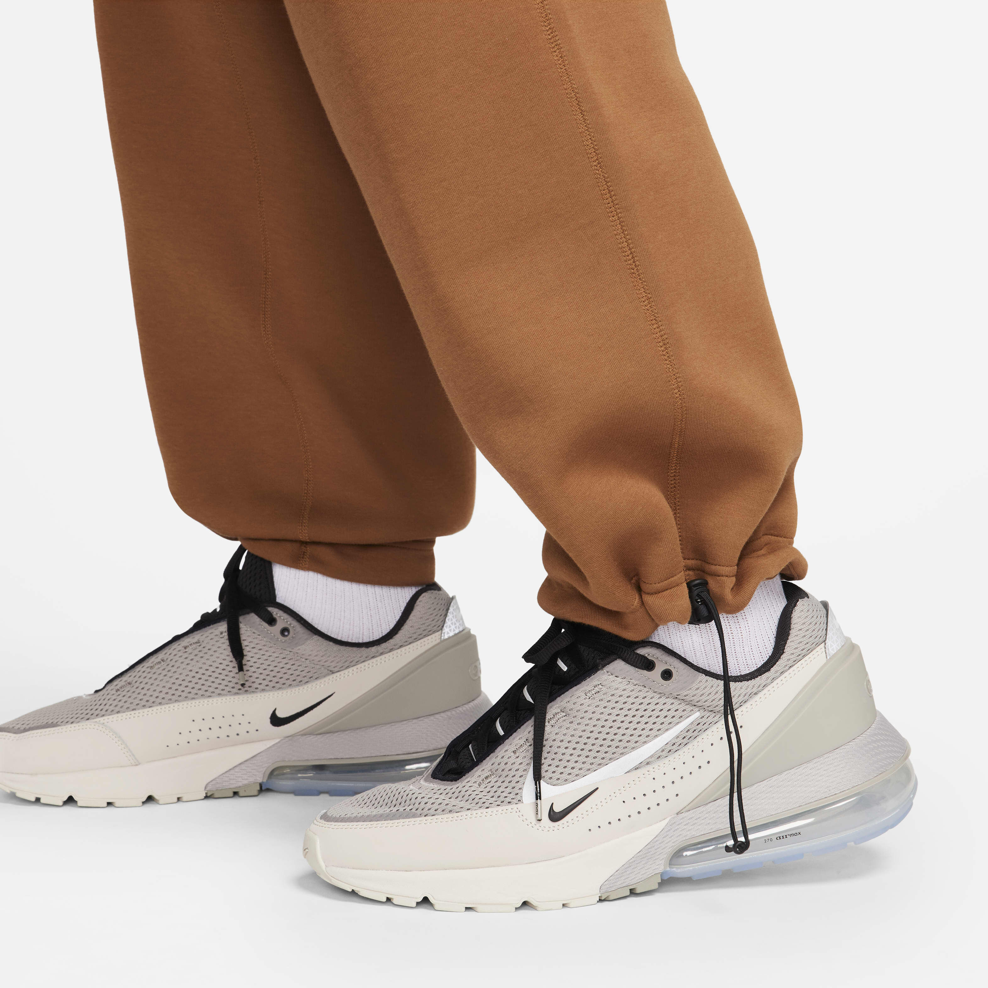 Nike Sportswear Tech Fleece image number 16