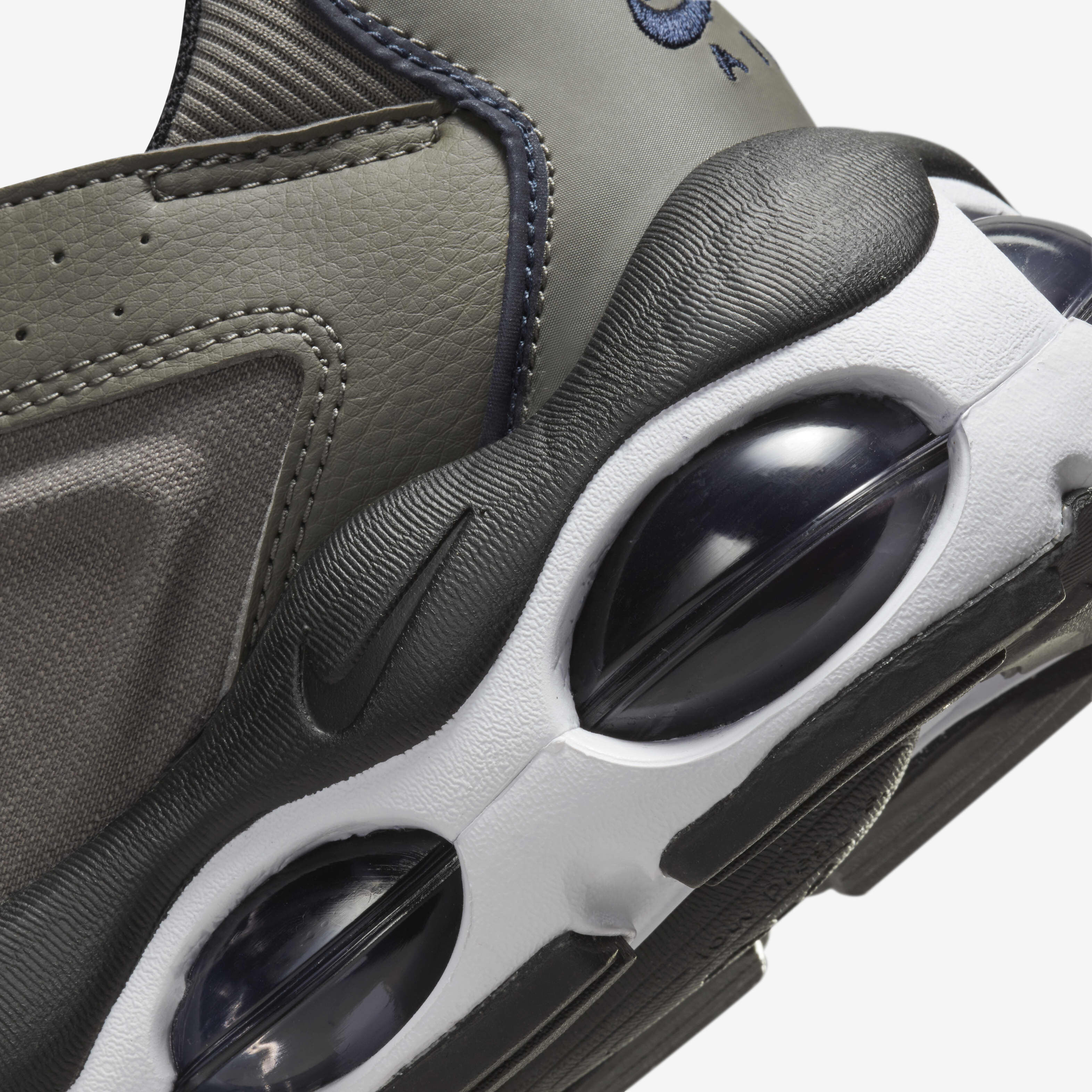 Nike Air Max TW image number 7