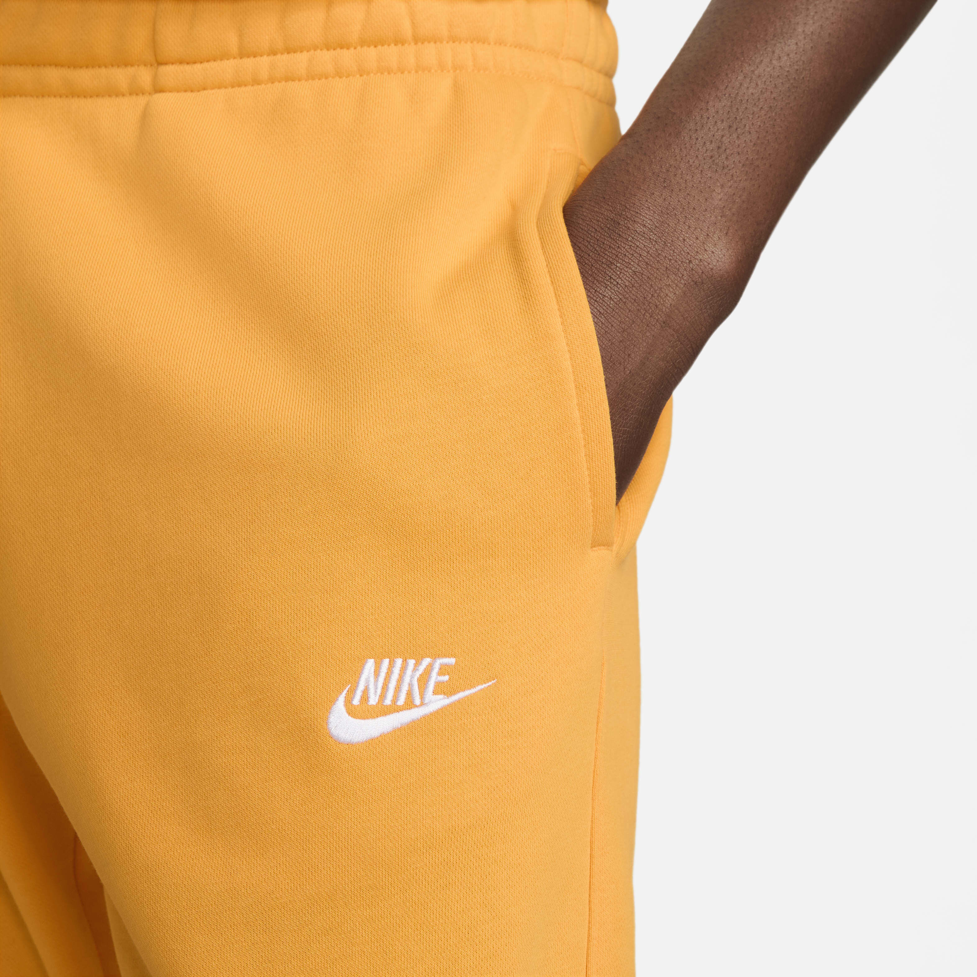 Nike Sportswear Club image number 2
