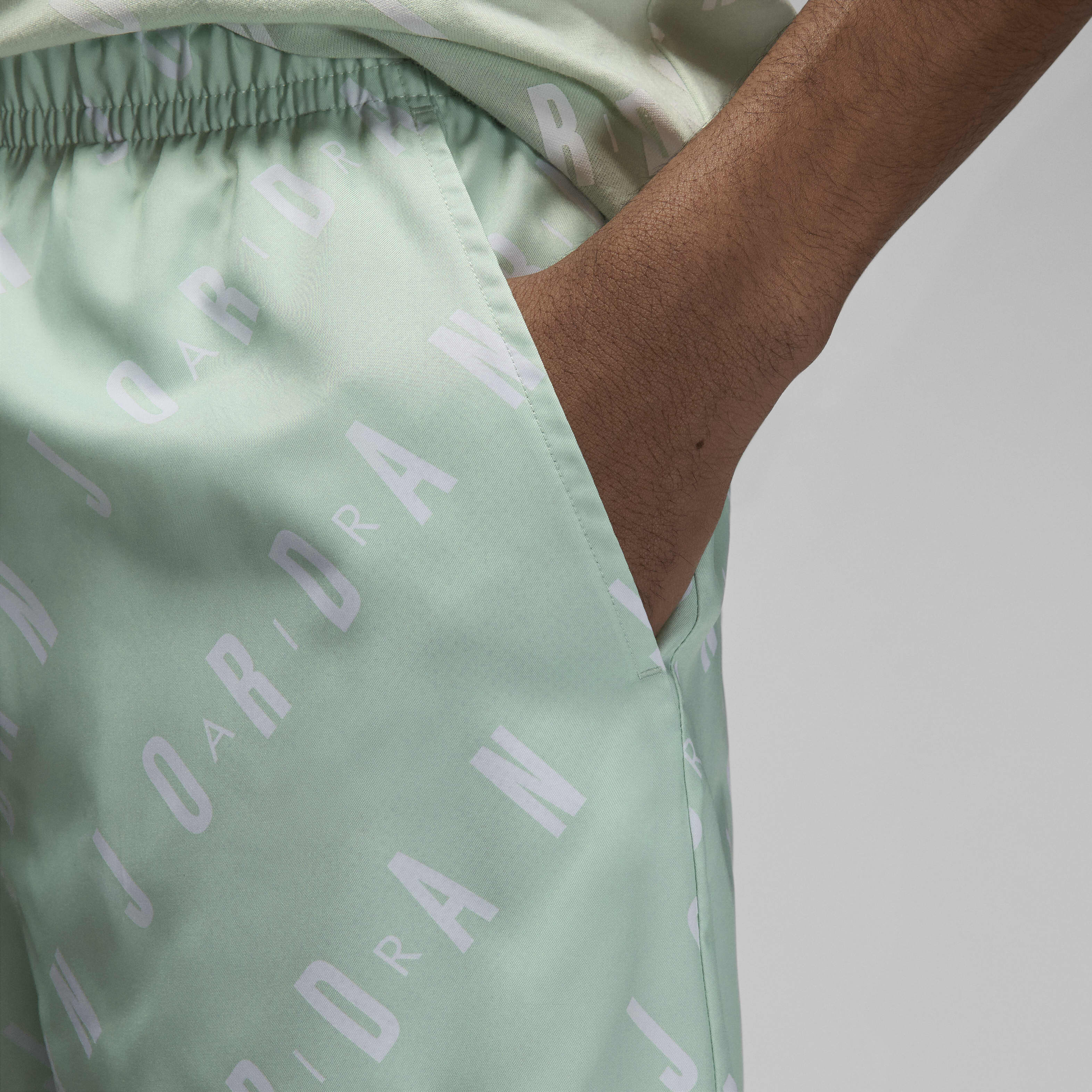 جوردن ايسنشالز image number 4