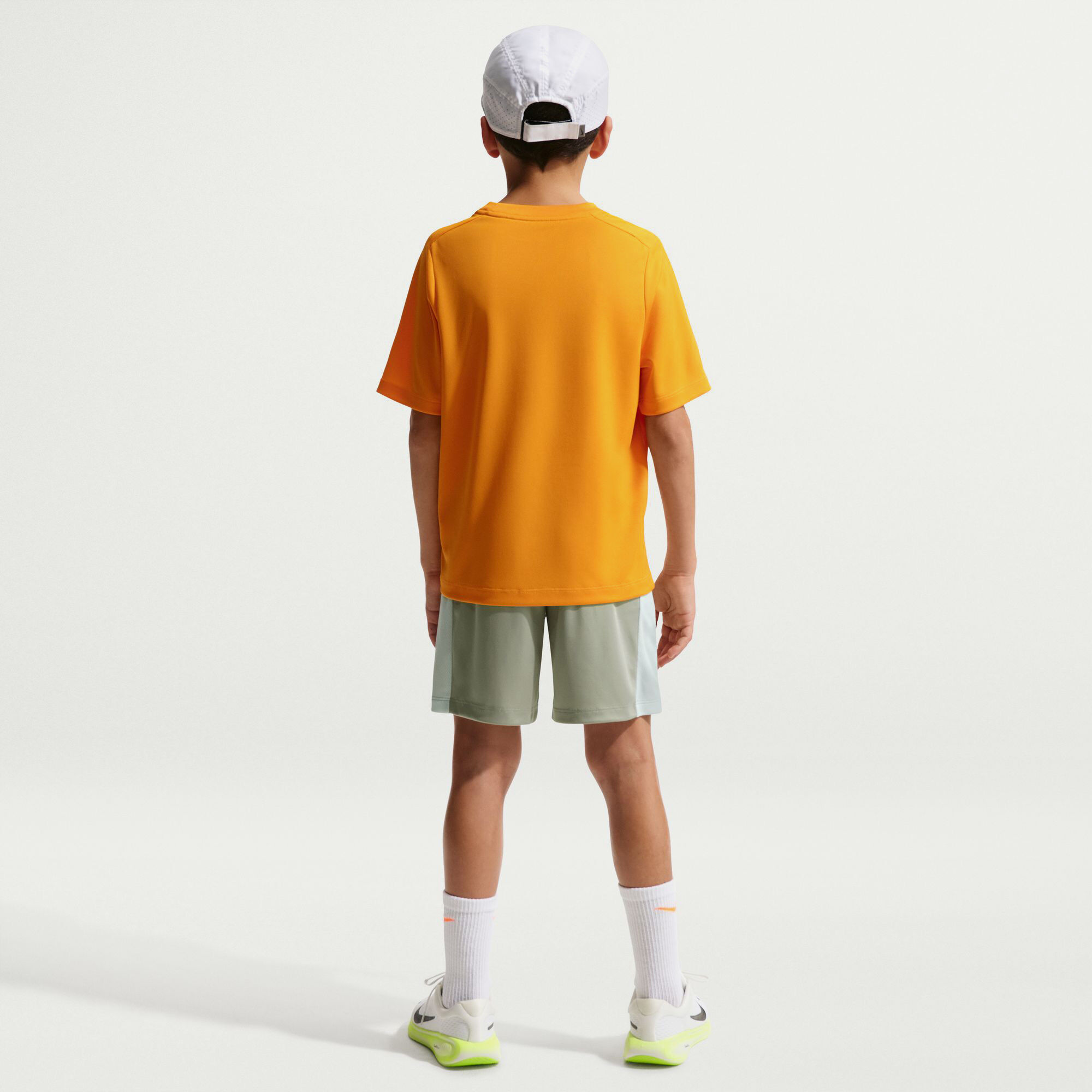 Nike Trophy23 image number 1