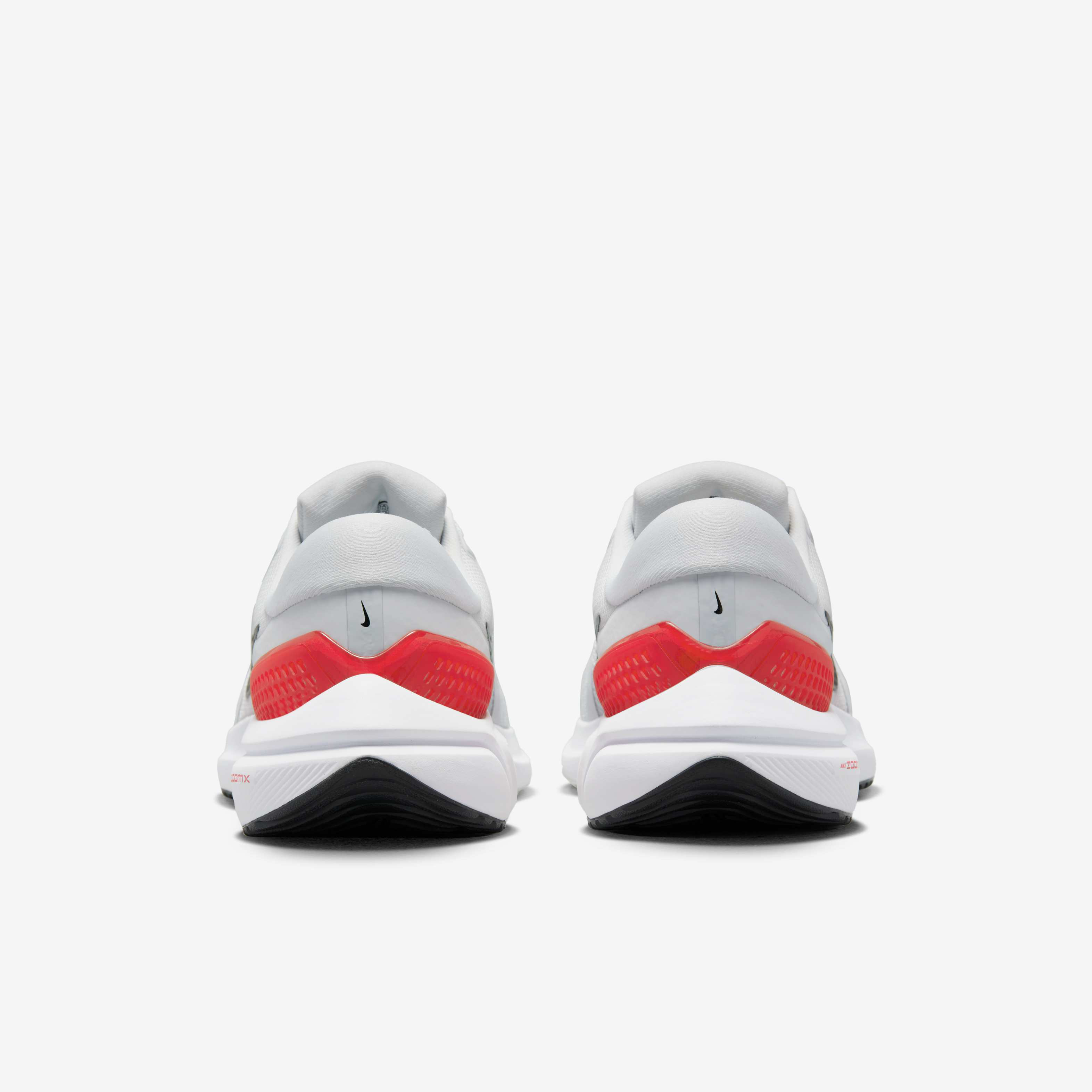 Nike Vomero 16 image number 5