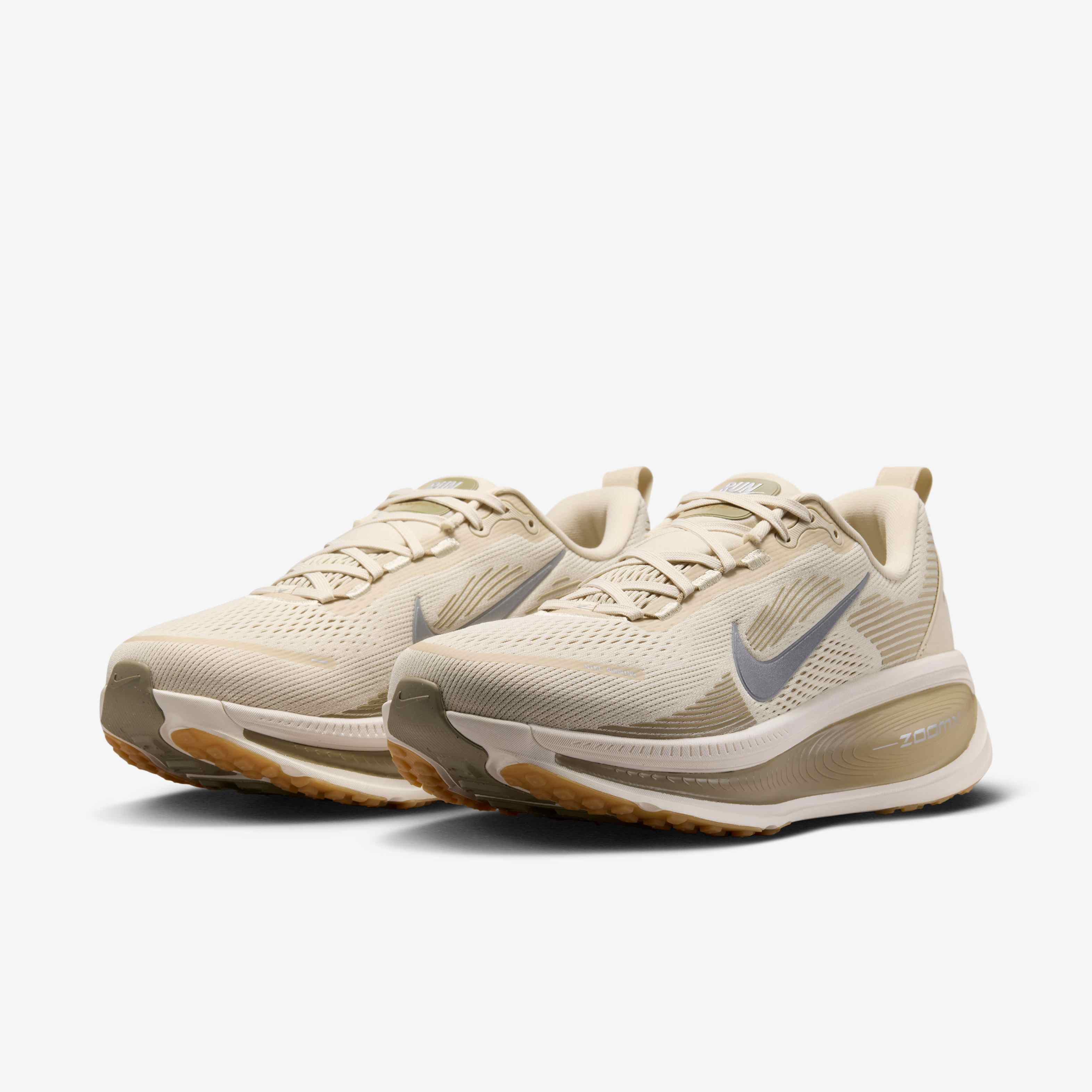 Nike Vomero 18  image number 4