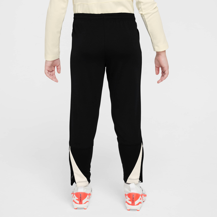 ليفربول أكاديمي برو أس اي image number 1 ليفربول أكاديمي برو أس اي image number 1