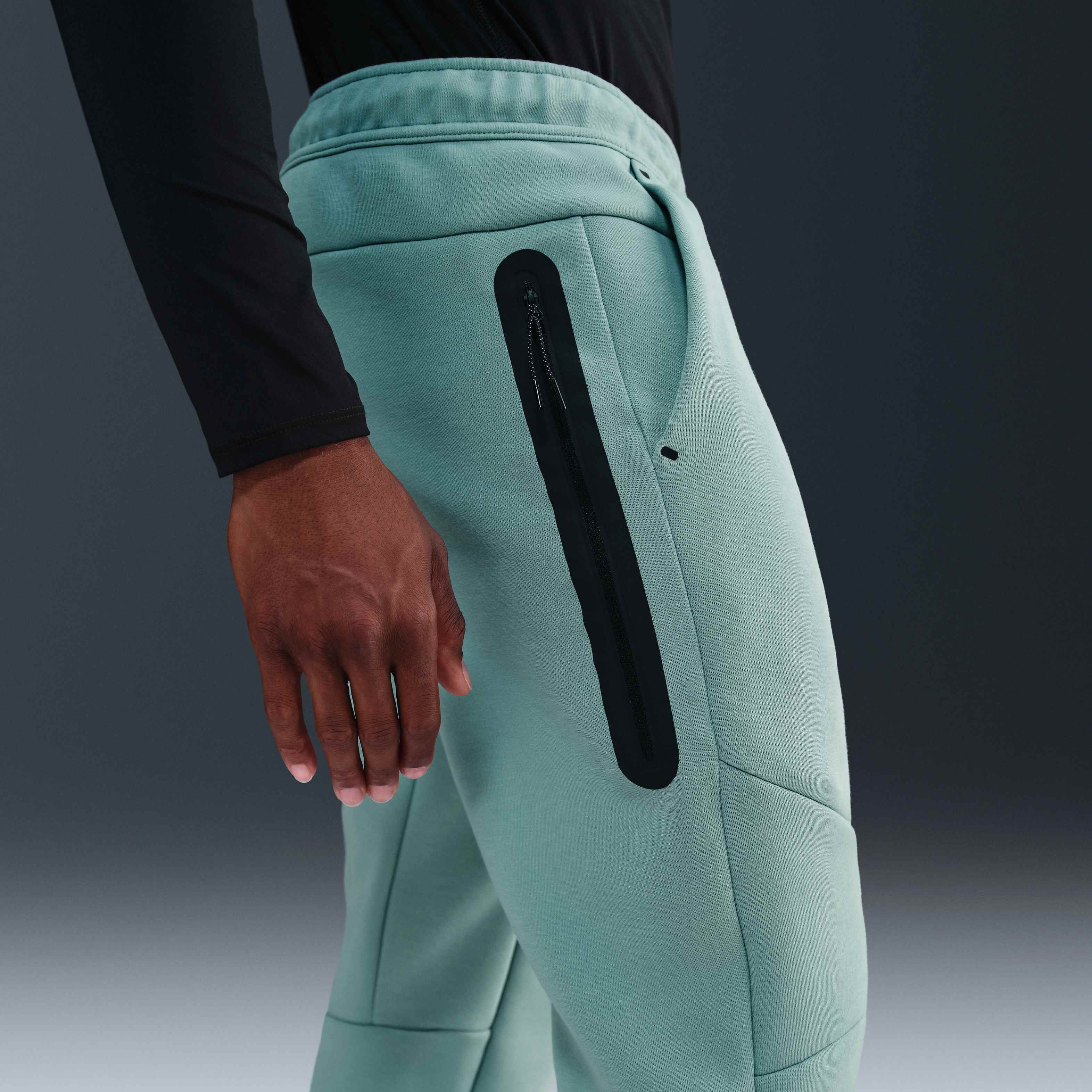 Nike Tech image number 2