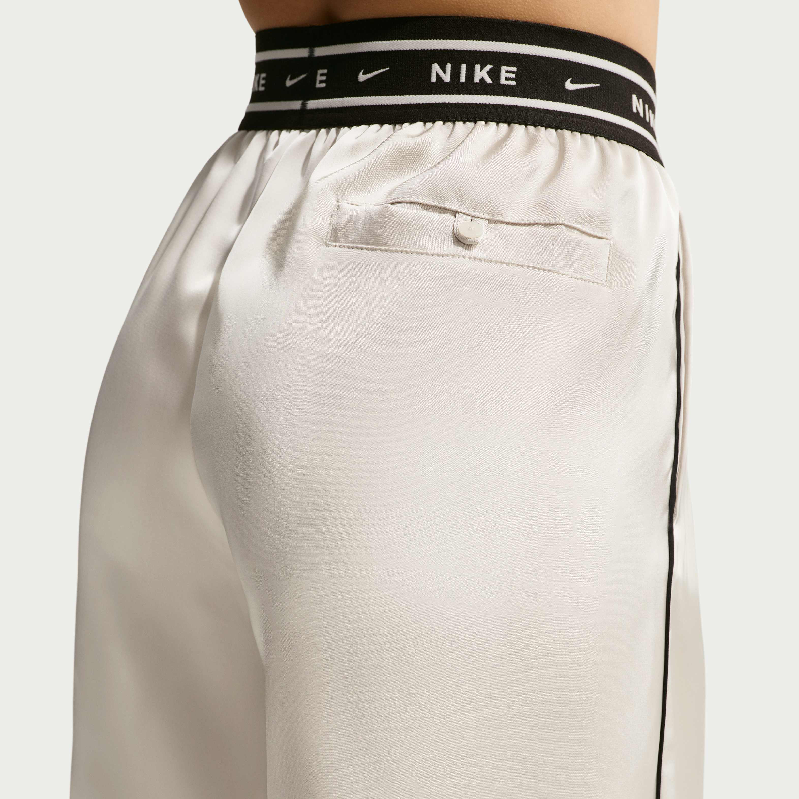 Nike Sportswear image number 2