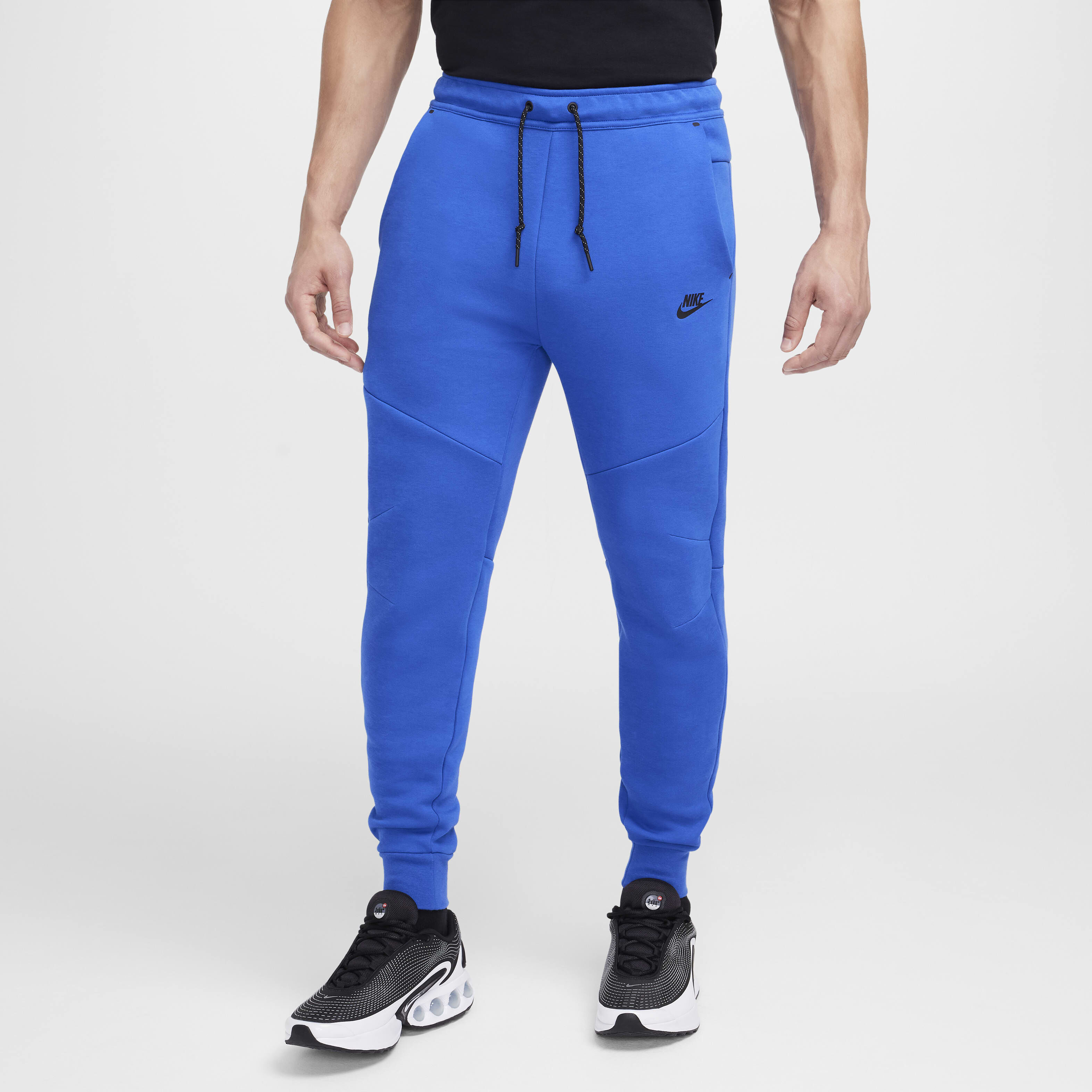 Shop Men s Jogger Sweatpants Online in Qatar Nike Sweatpants