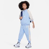 Nike E1D1