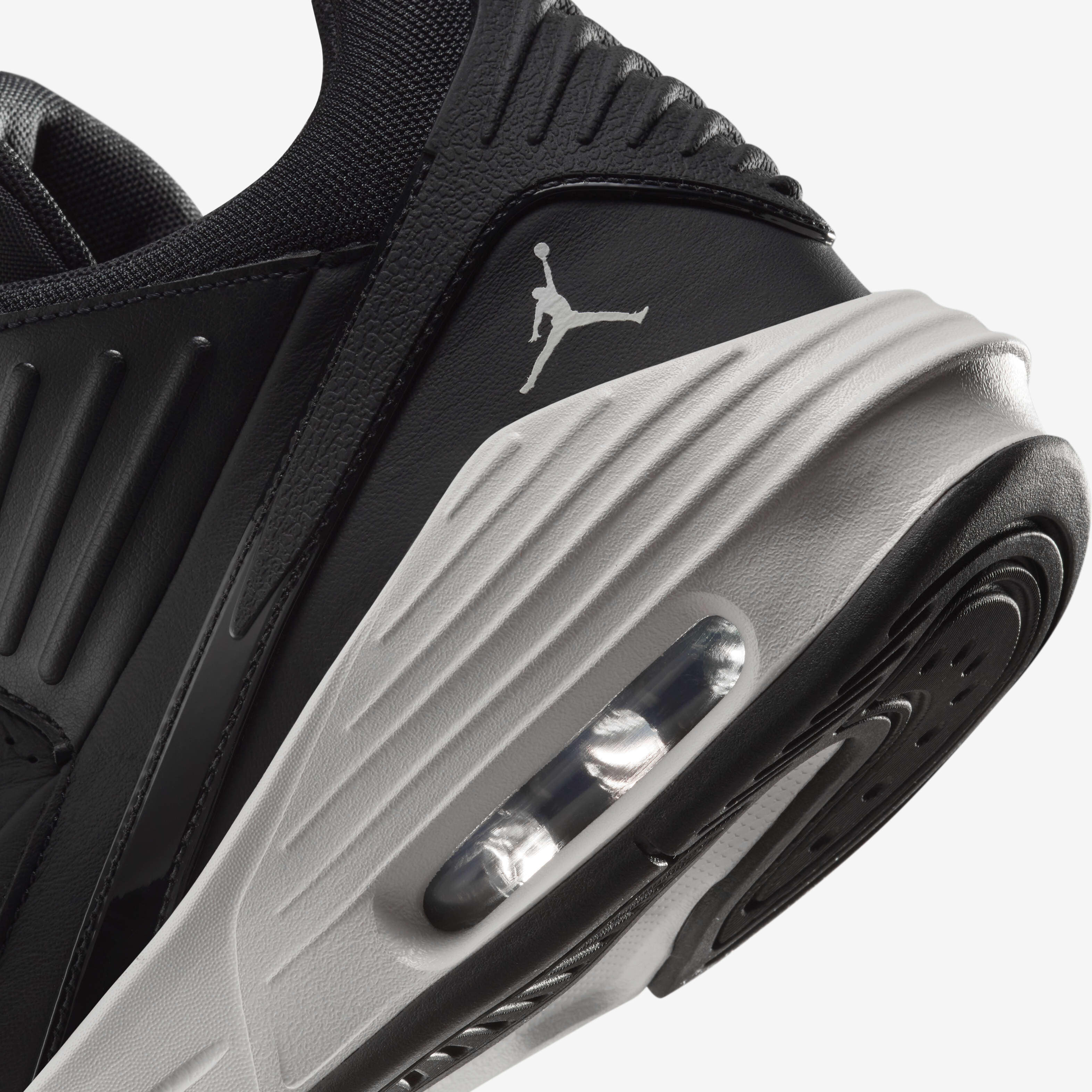 ☆送料無料☆ NIKE AIR MAX AURA 5 ☆ Jordan Max Aura 5 Older Kids' Shoes. Nike ID