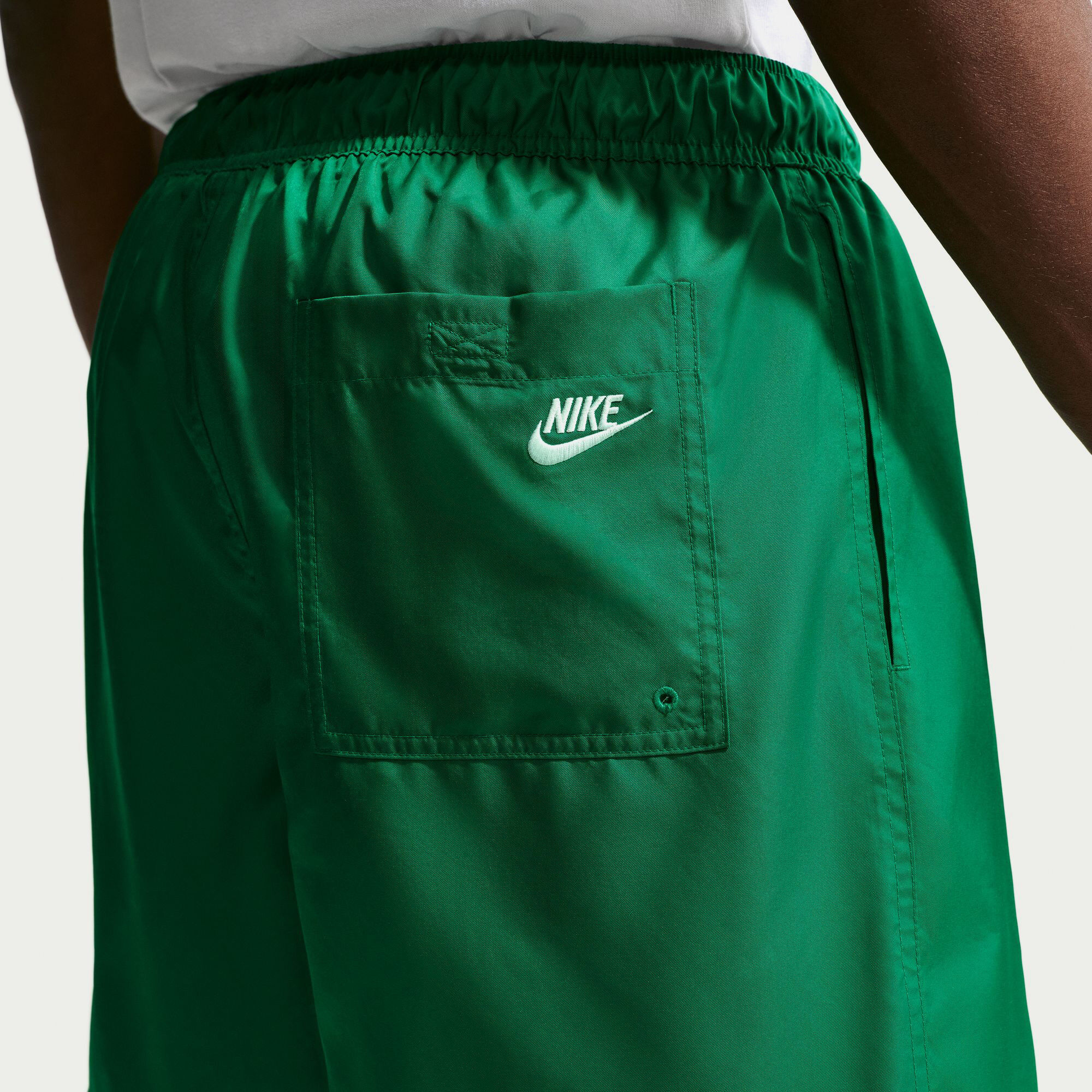Nike Sportswear Club image number 3