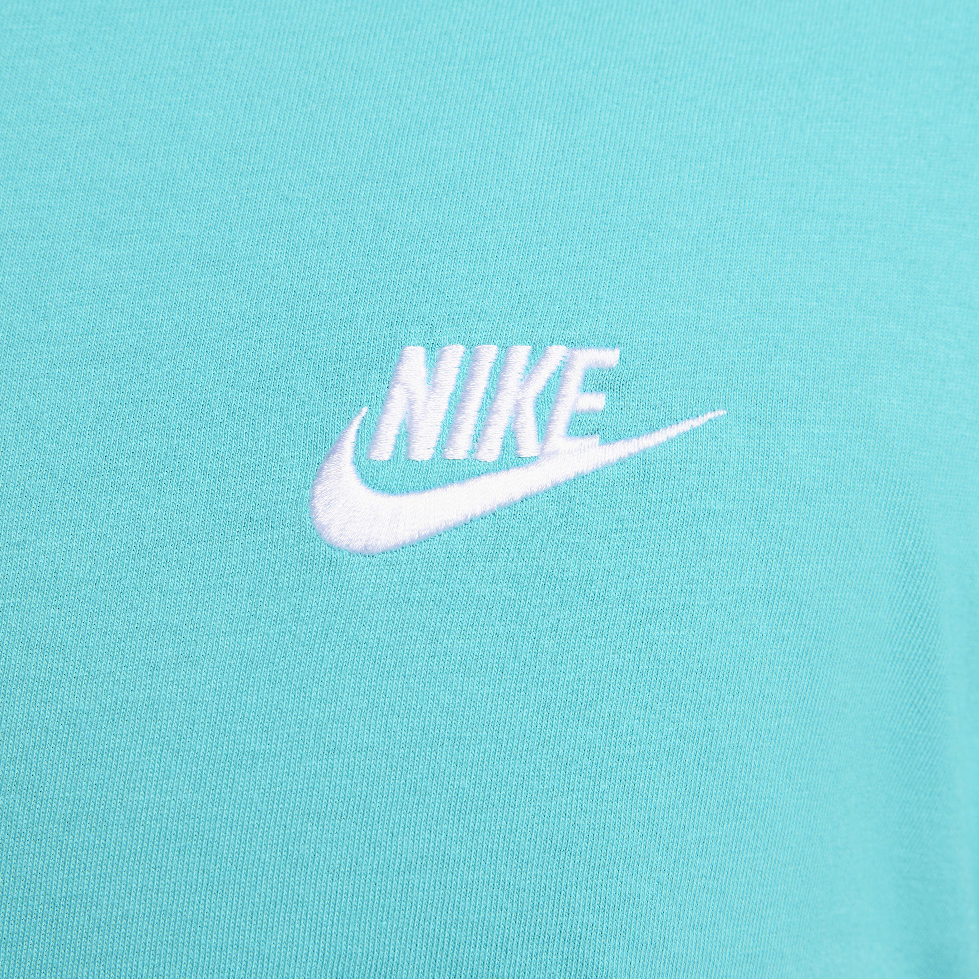 Nike Sportswear Club image number 3