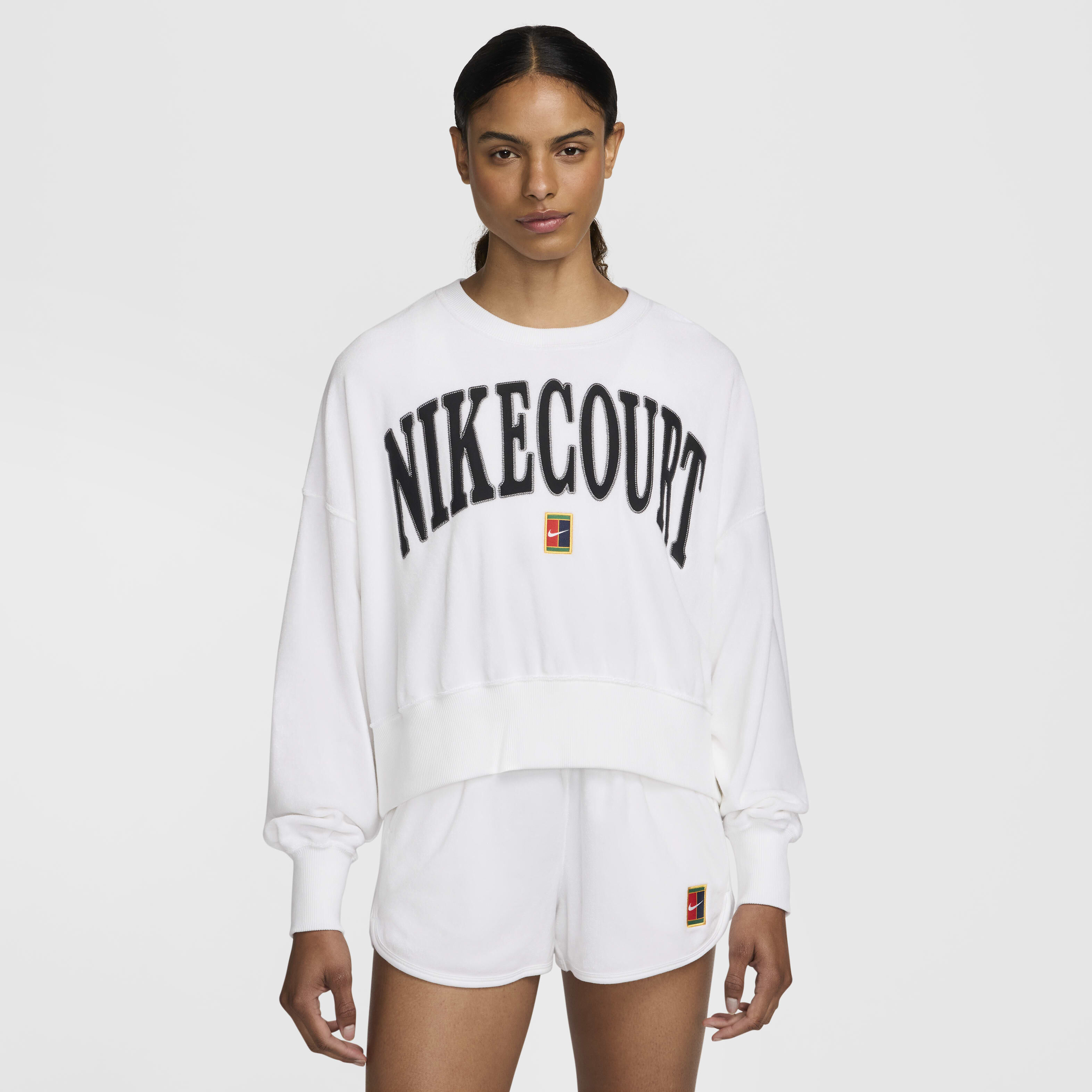 Nike heritage cropped sweatshirt hotsell