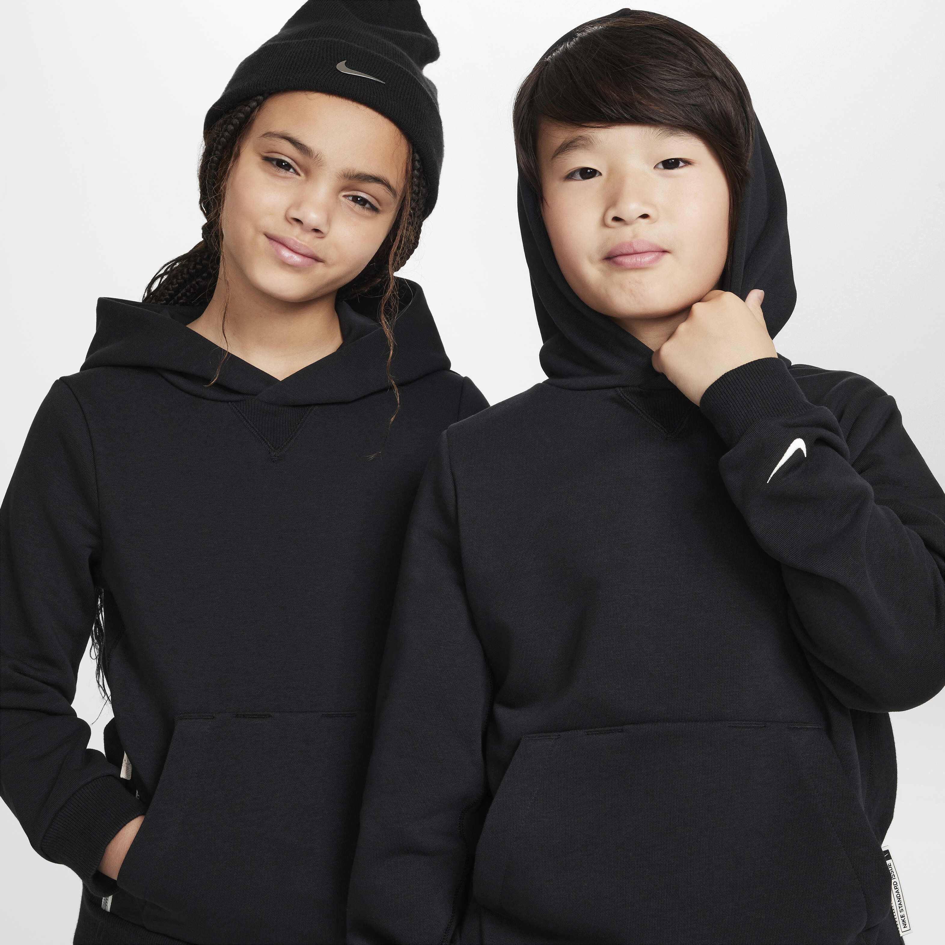 Nike Standard Issue image number 2