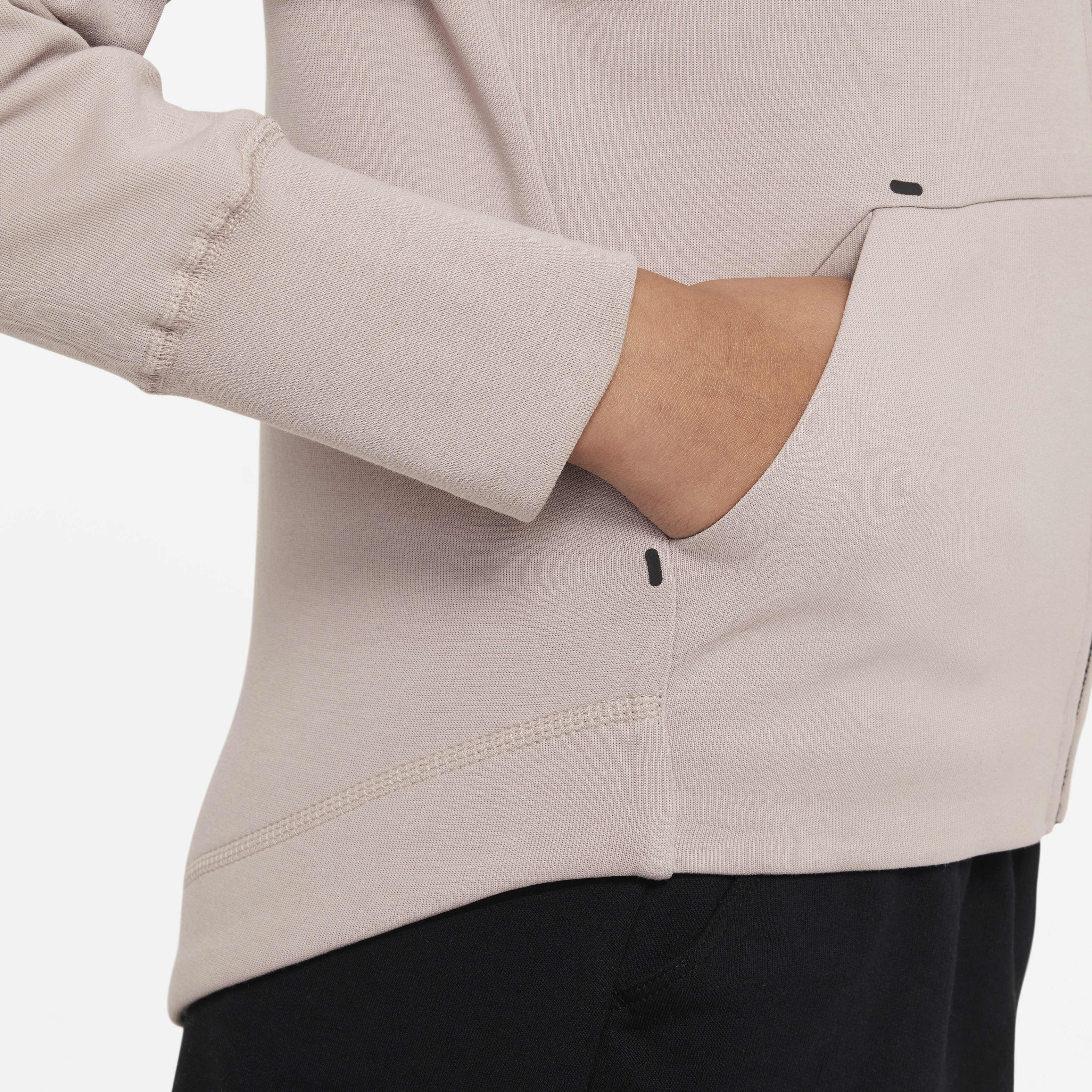 نايكي سبورتسوير تك فليس image number 3