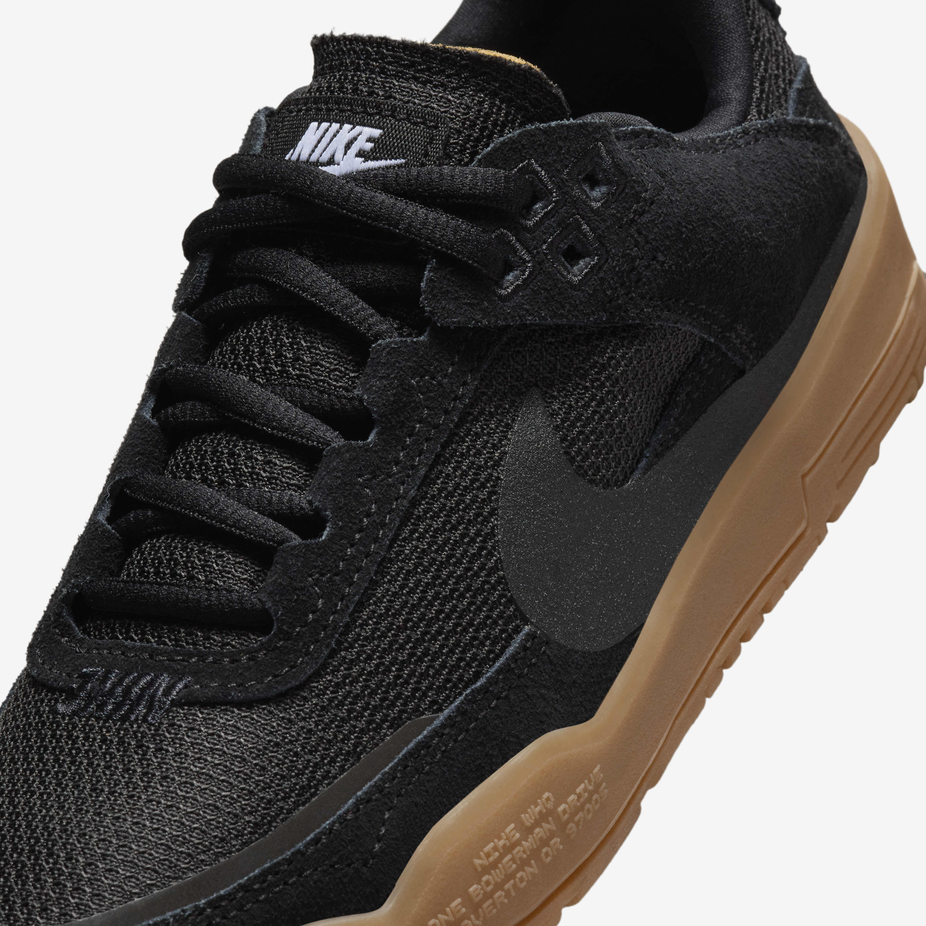 Nike skate shoes leather online