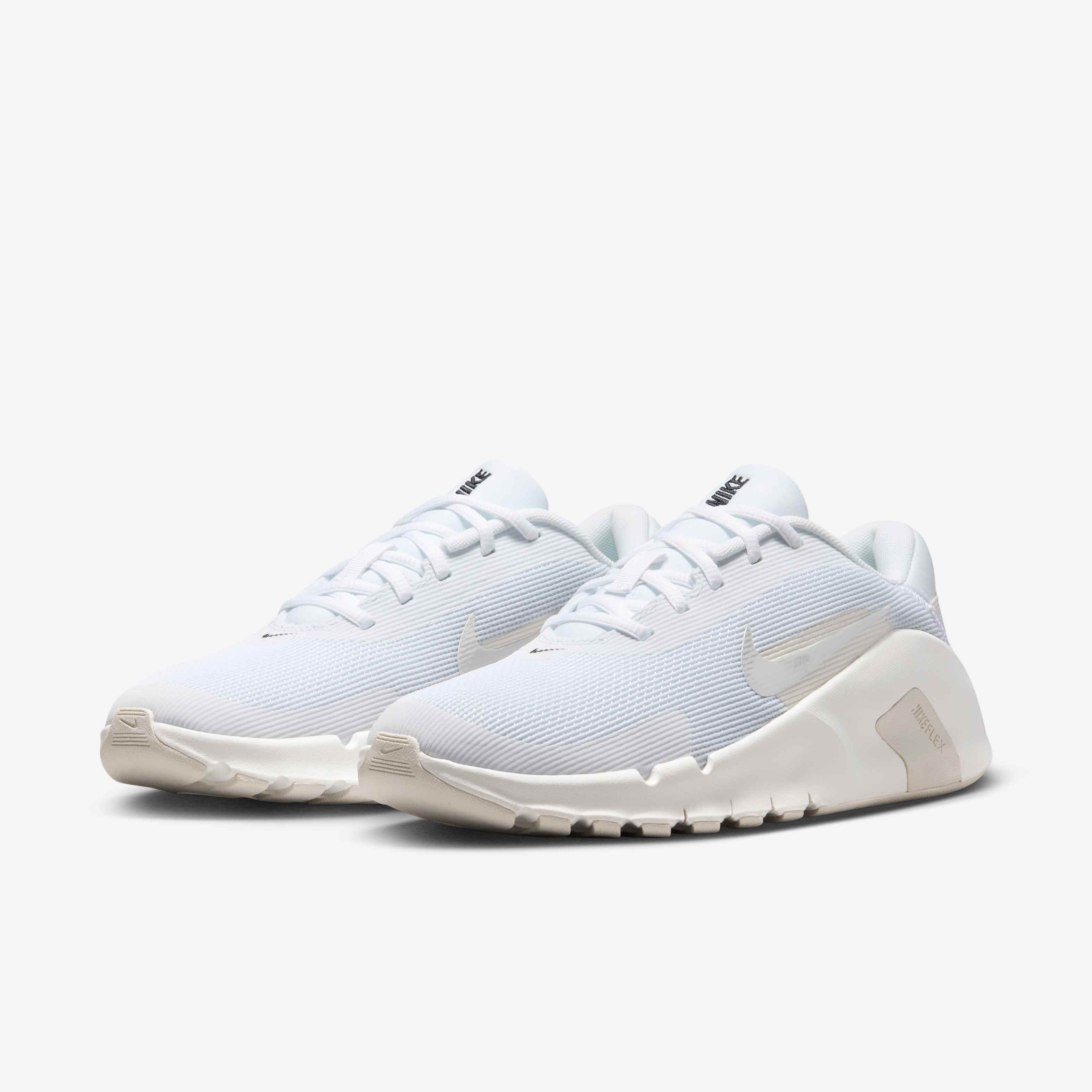 Nike Flex Train image number 4