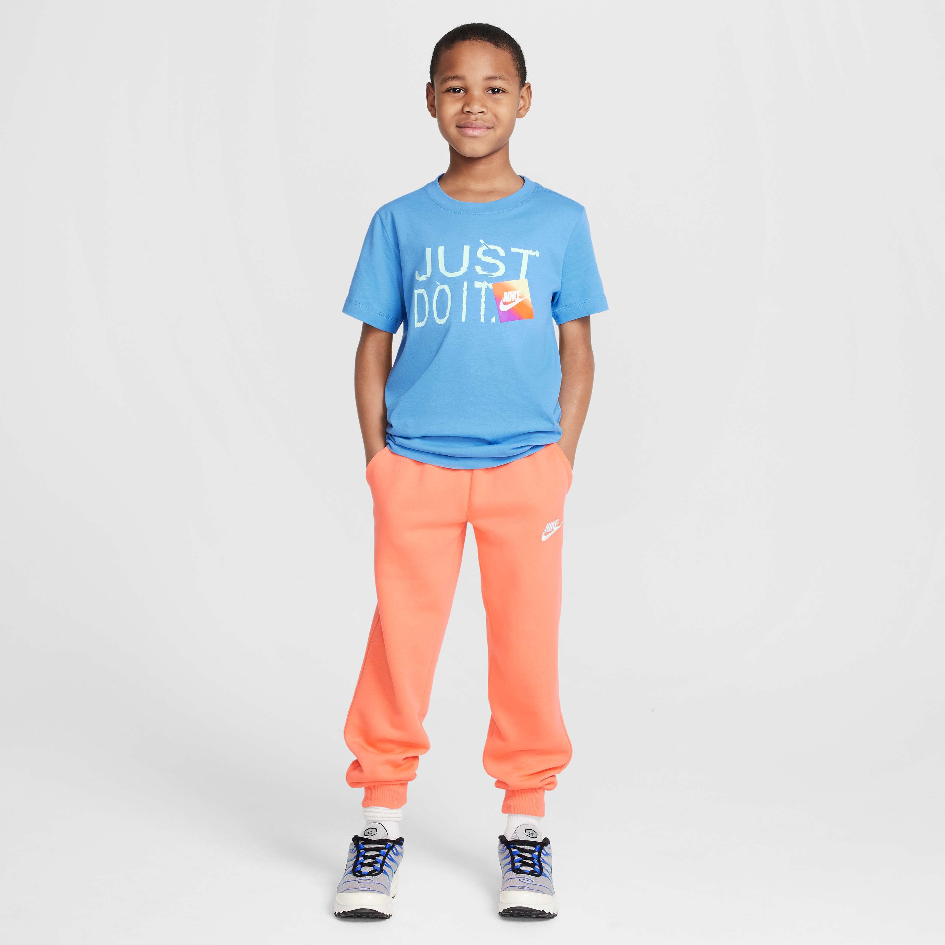 نايكي سبورتسوير image number 4