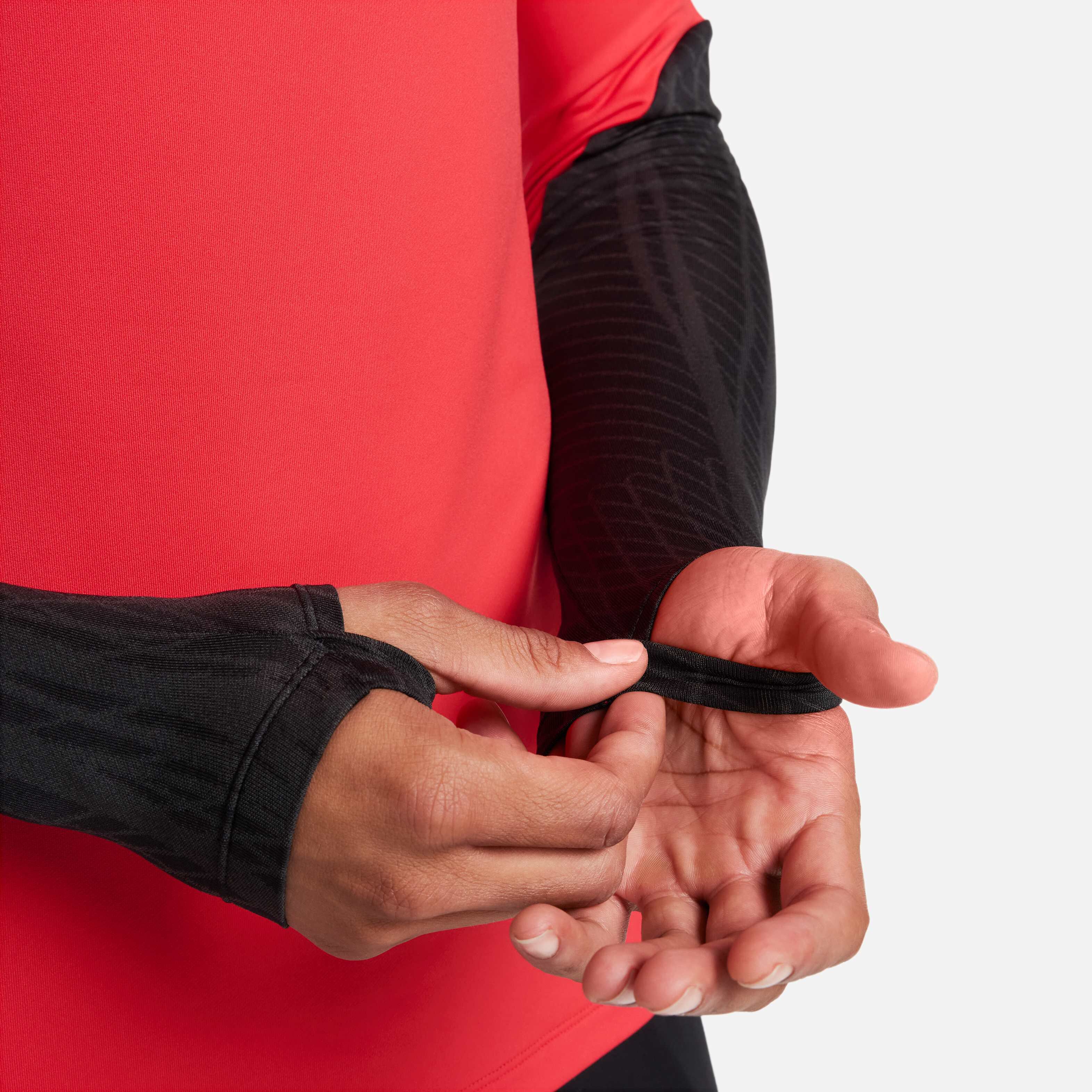 Nike Dri-FIT Strike image number 4