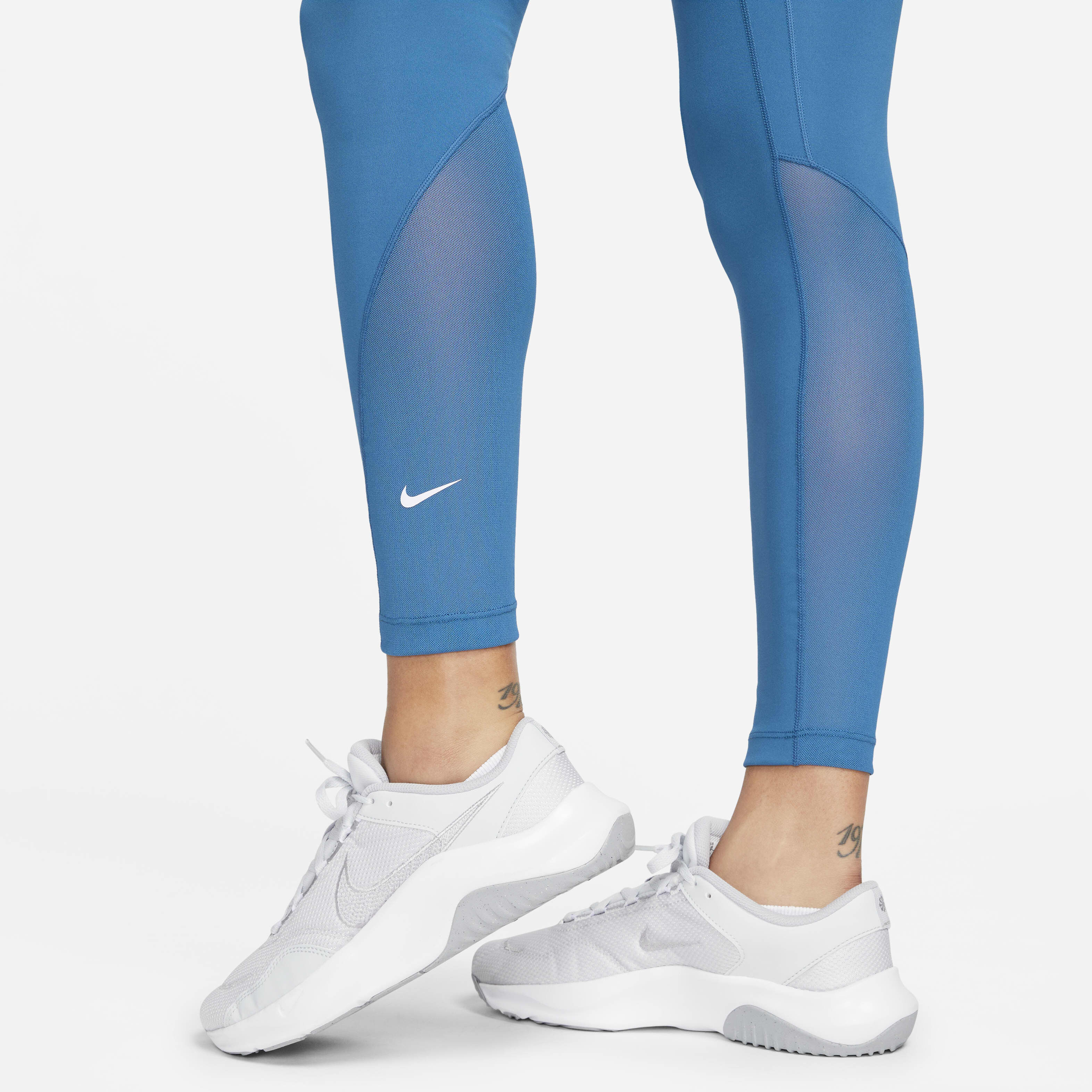 Nike One image number 4