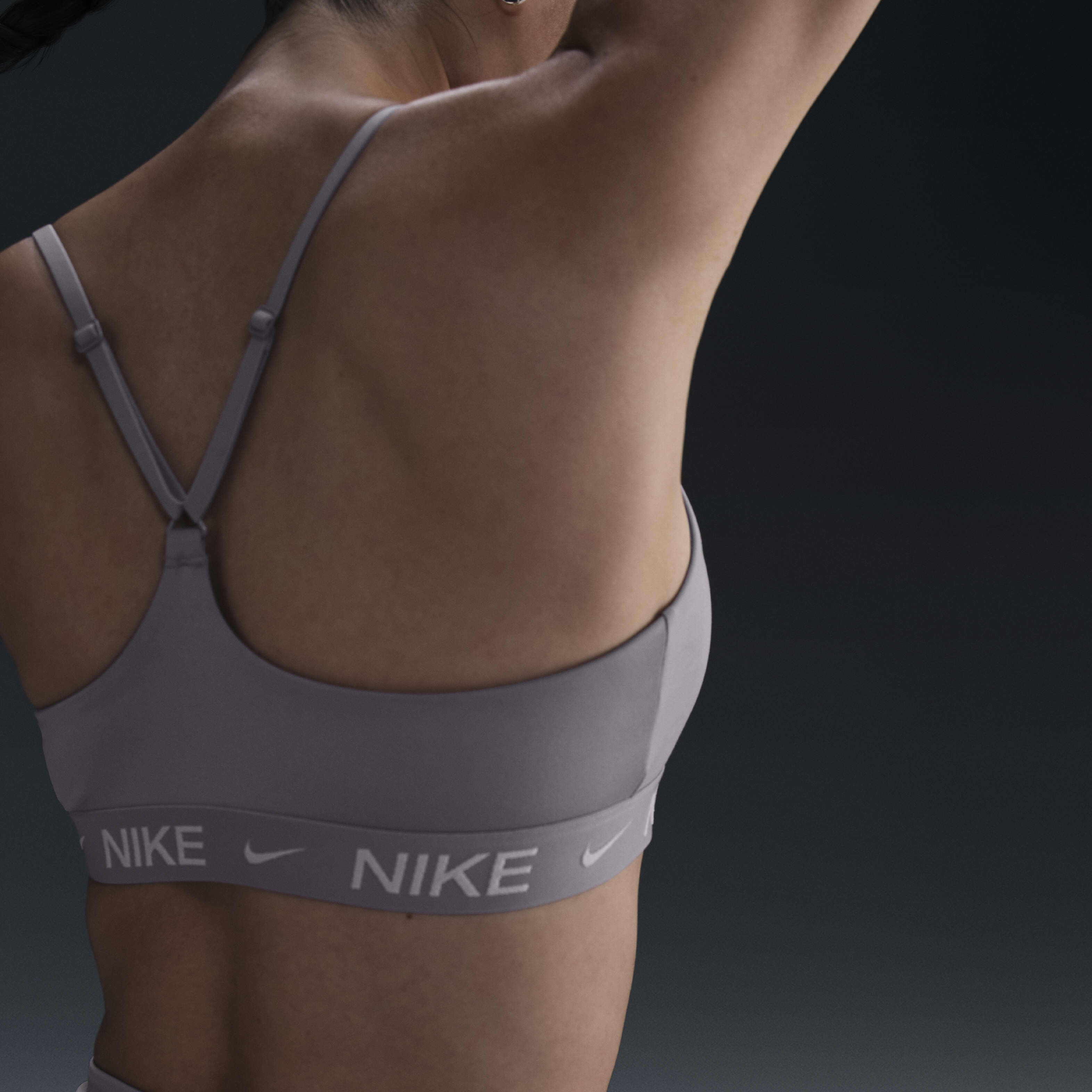 Nike Indy Light-Support image number 1