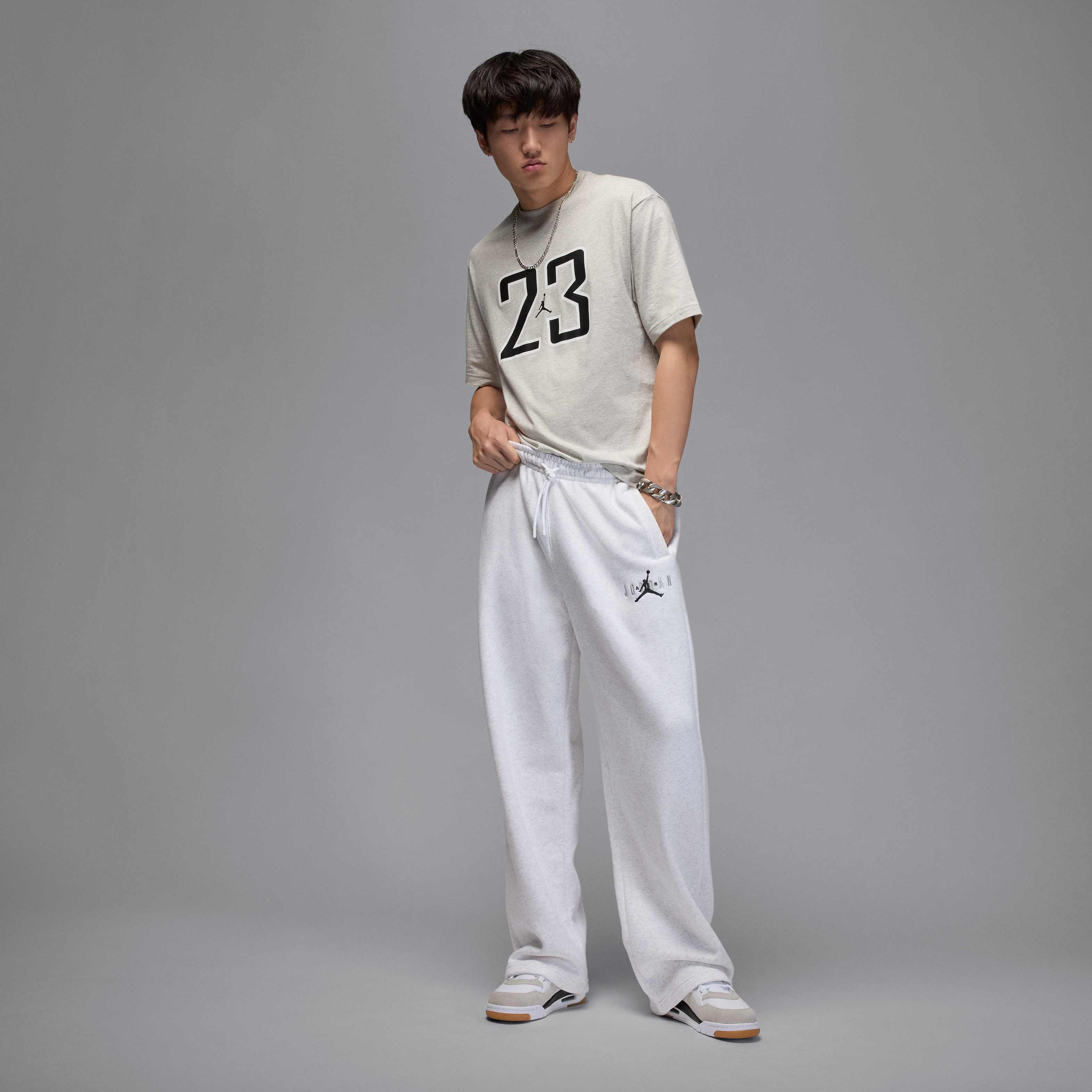 Buy Jordan Brooklyn Men's T-Shirt - Grey Heather/Black/Black