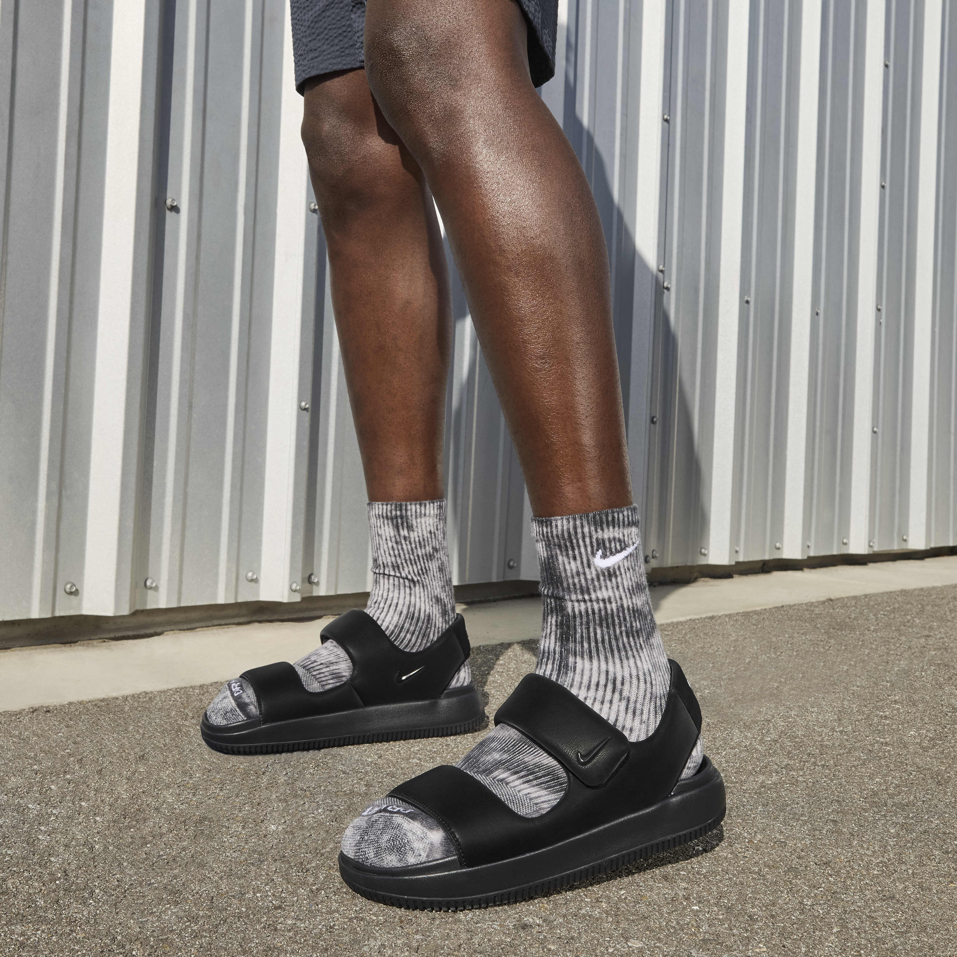 Buy Nike Calm Men s Sandals Nike Qatar Official