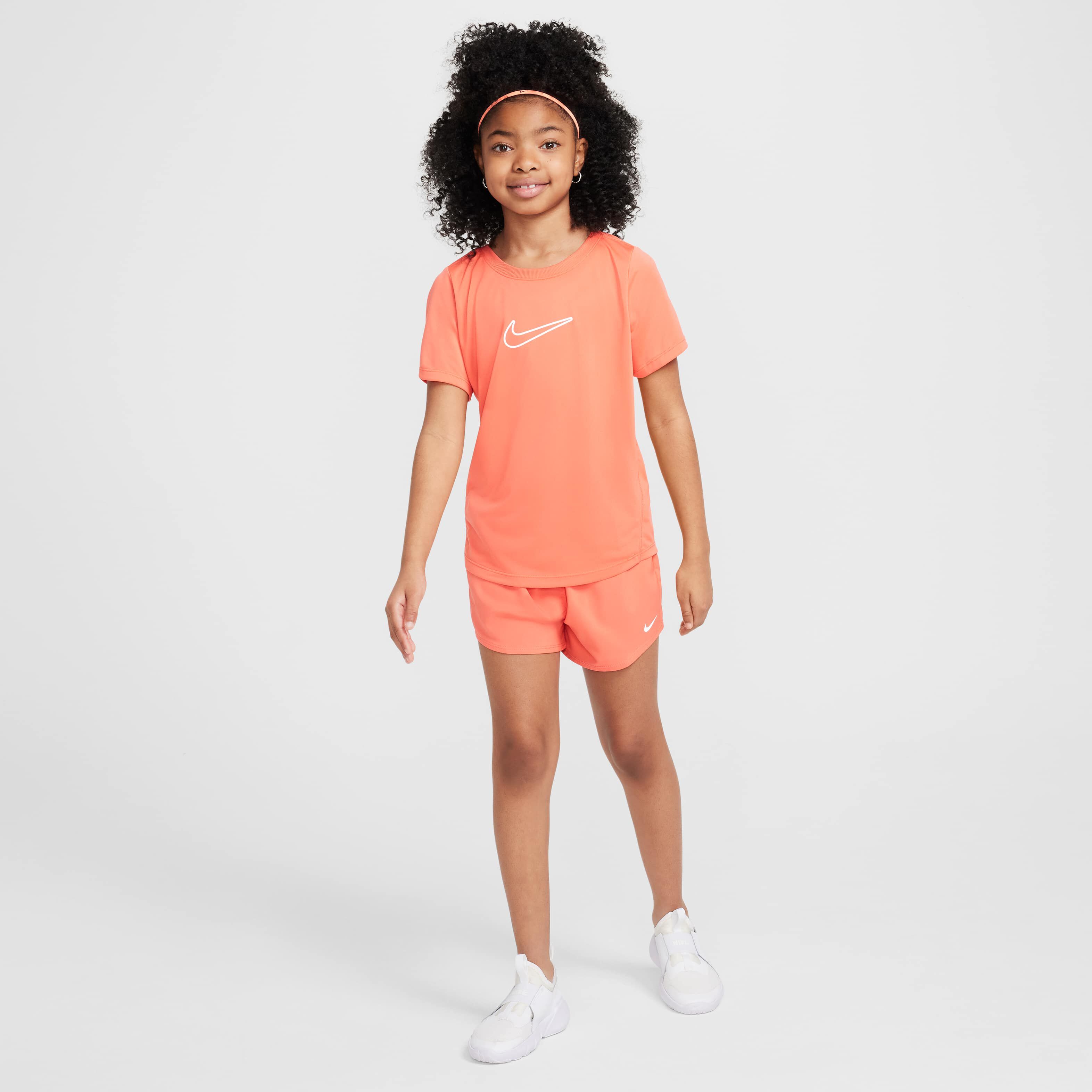 Nike One Fitted image number 4