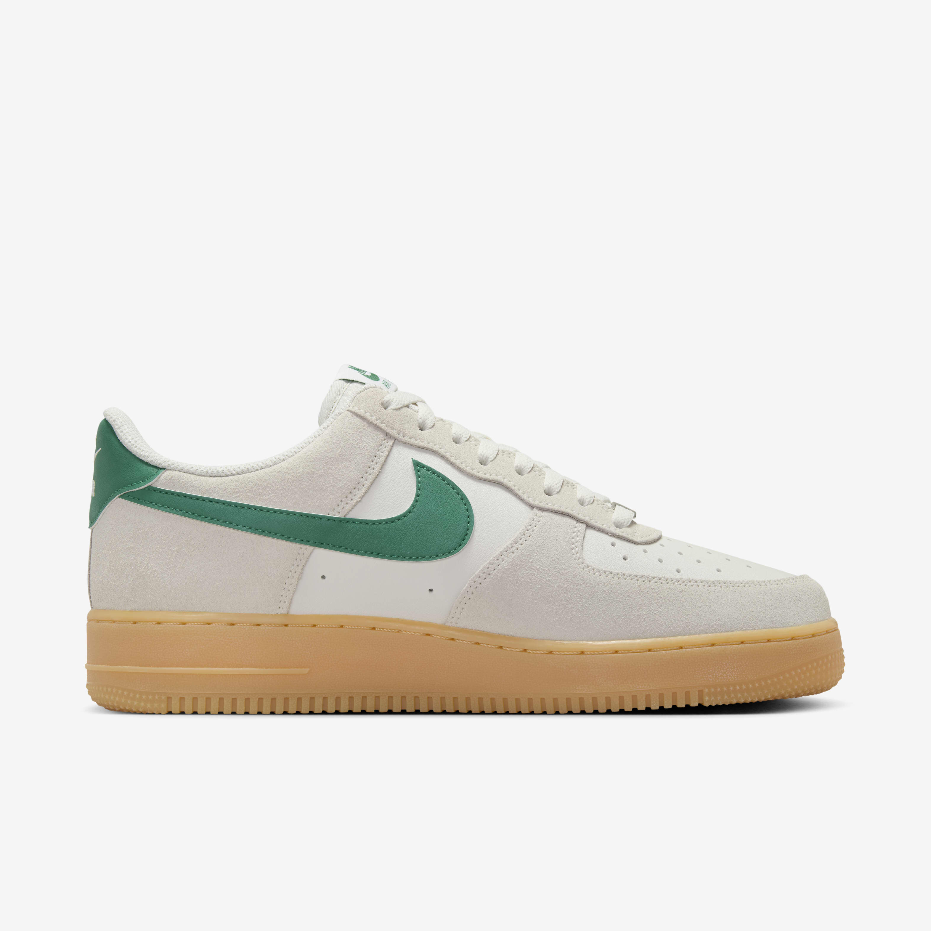 Buy Nike Air Force 1 07 LV8 Men s Shoes Nike Qatar Official