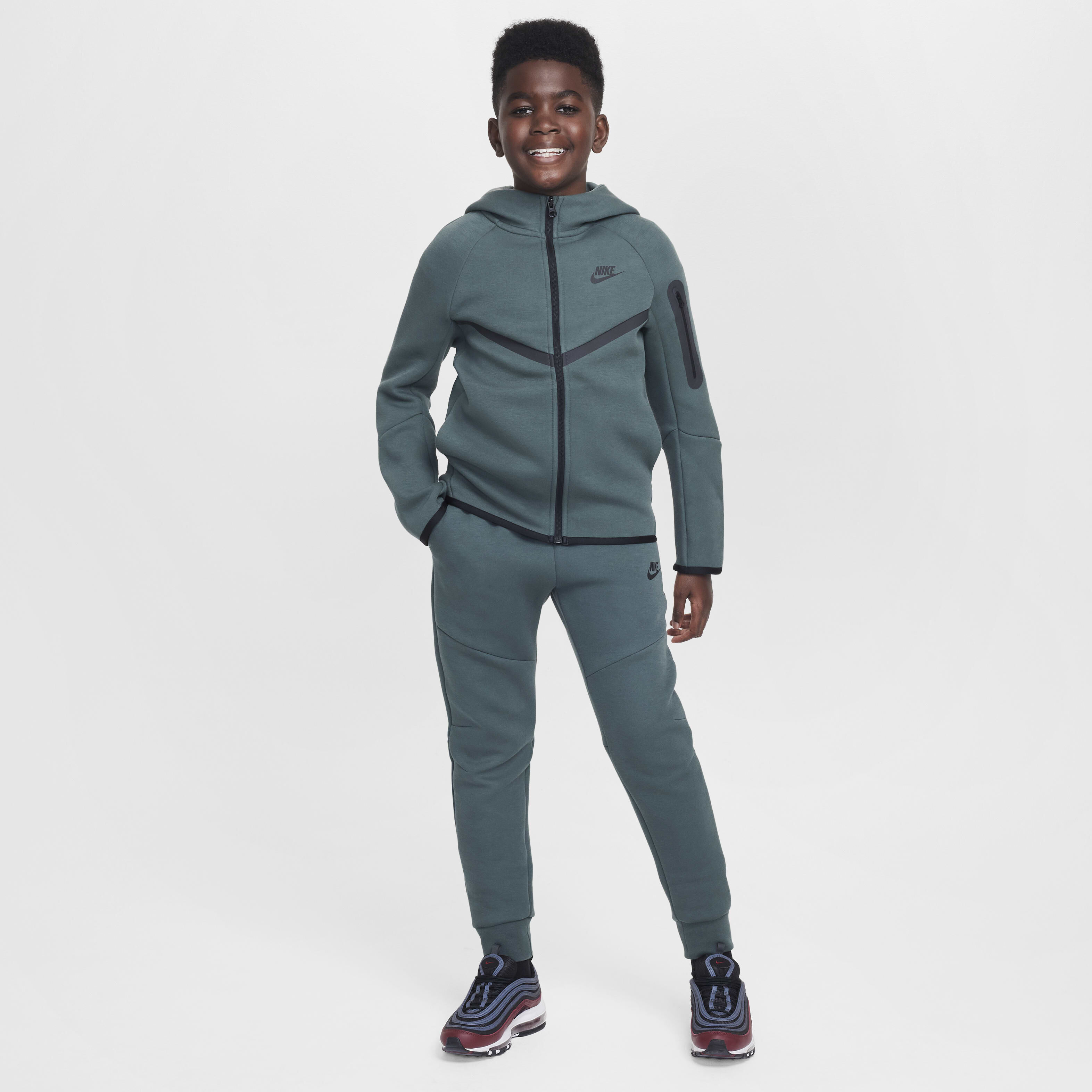 Nike Sportswear Tech Fleece image number 7