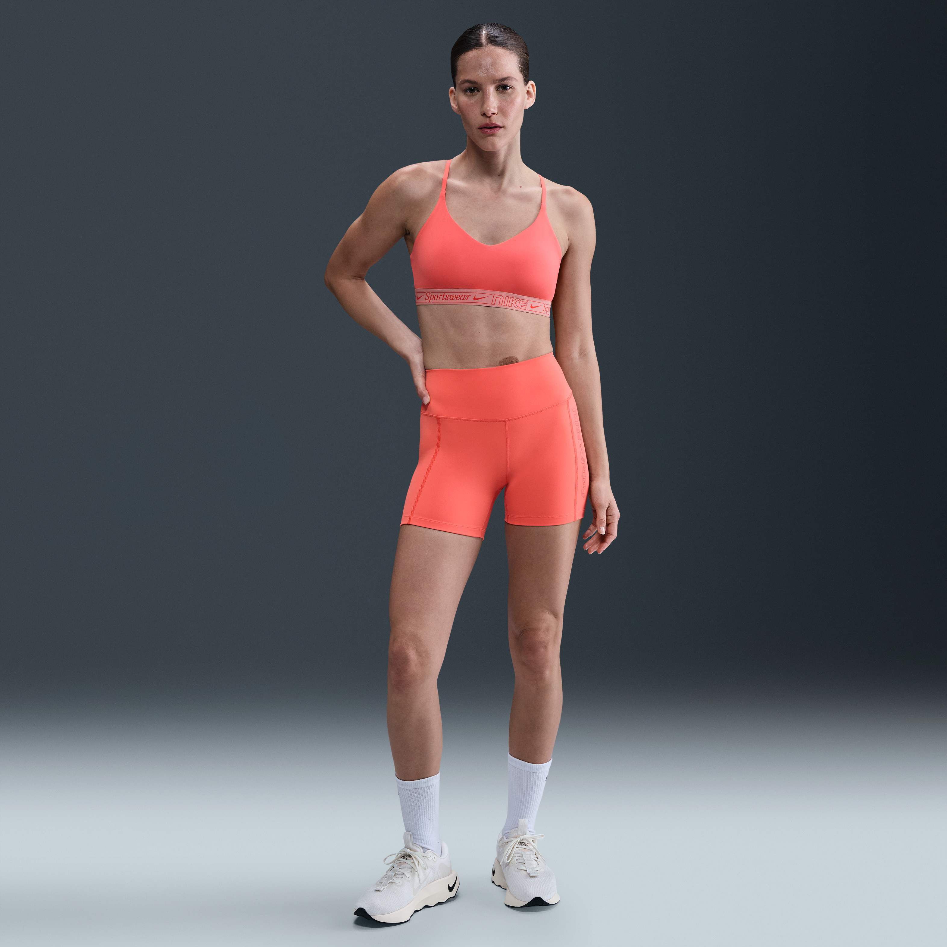 Nike Indy image number 3