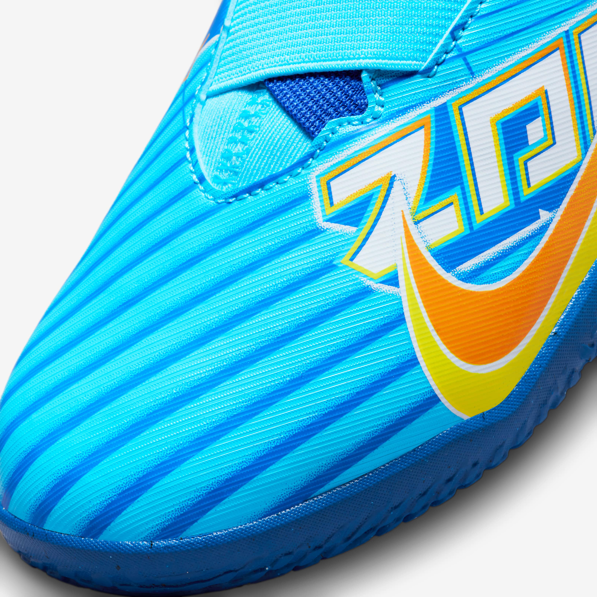 Zoom image