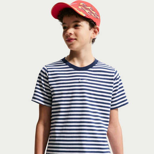 أجدد قمصان وتيشرتات للأطفال-نايكي, نايكي سبورتسوير, تيشيرت للأطفال الكبار