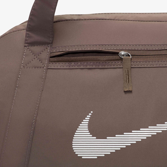 Nike Gym Club image number 5 Nike Gym Club image number 5