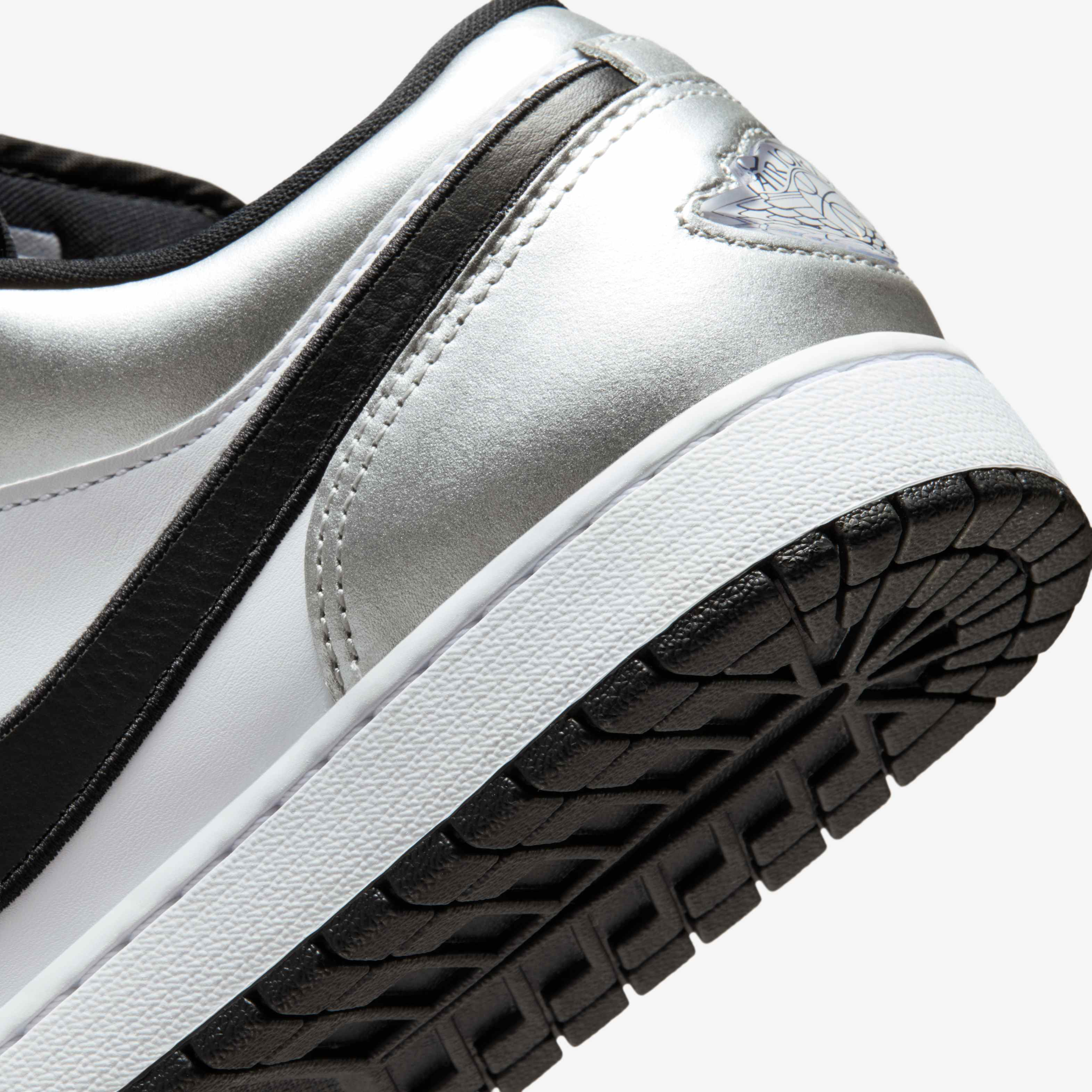 Air Jordan 1 Low SE image number 7