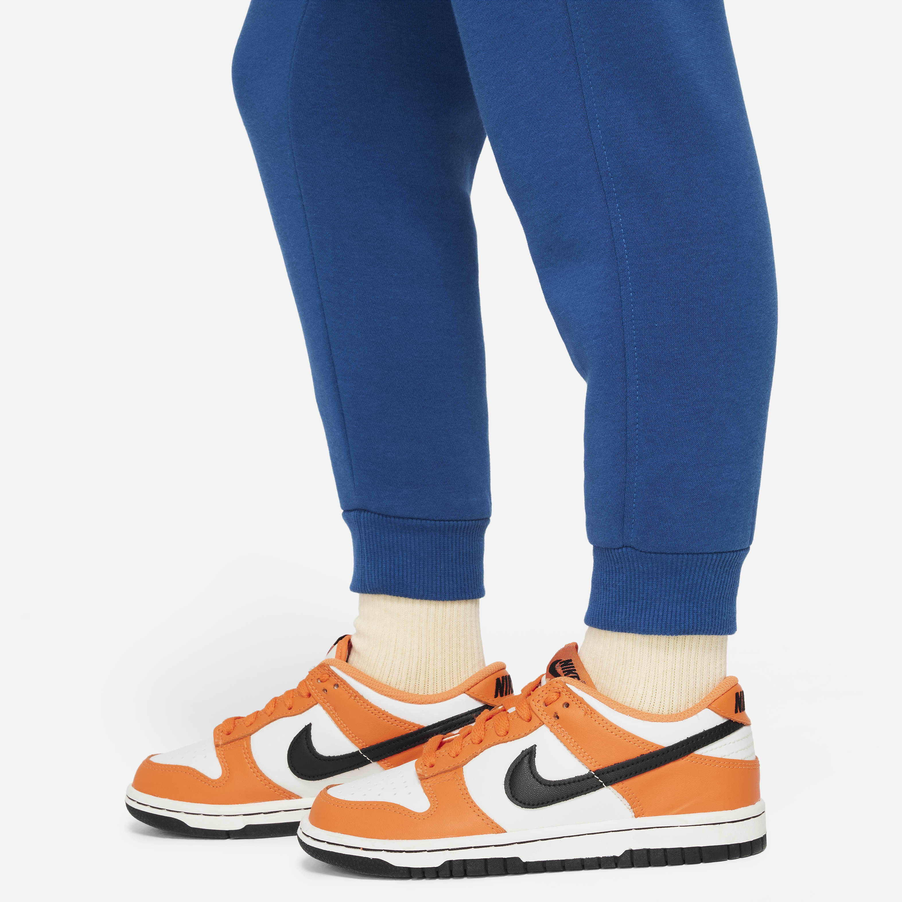 نايكي سبورتسوير كلوب فليس image number 4