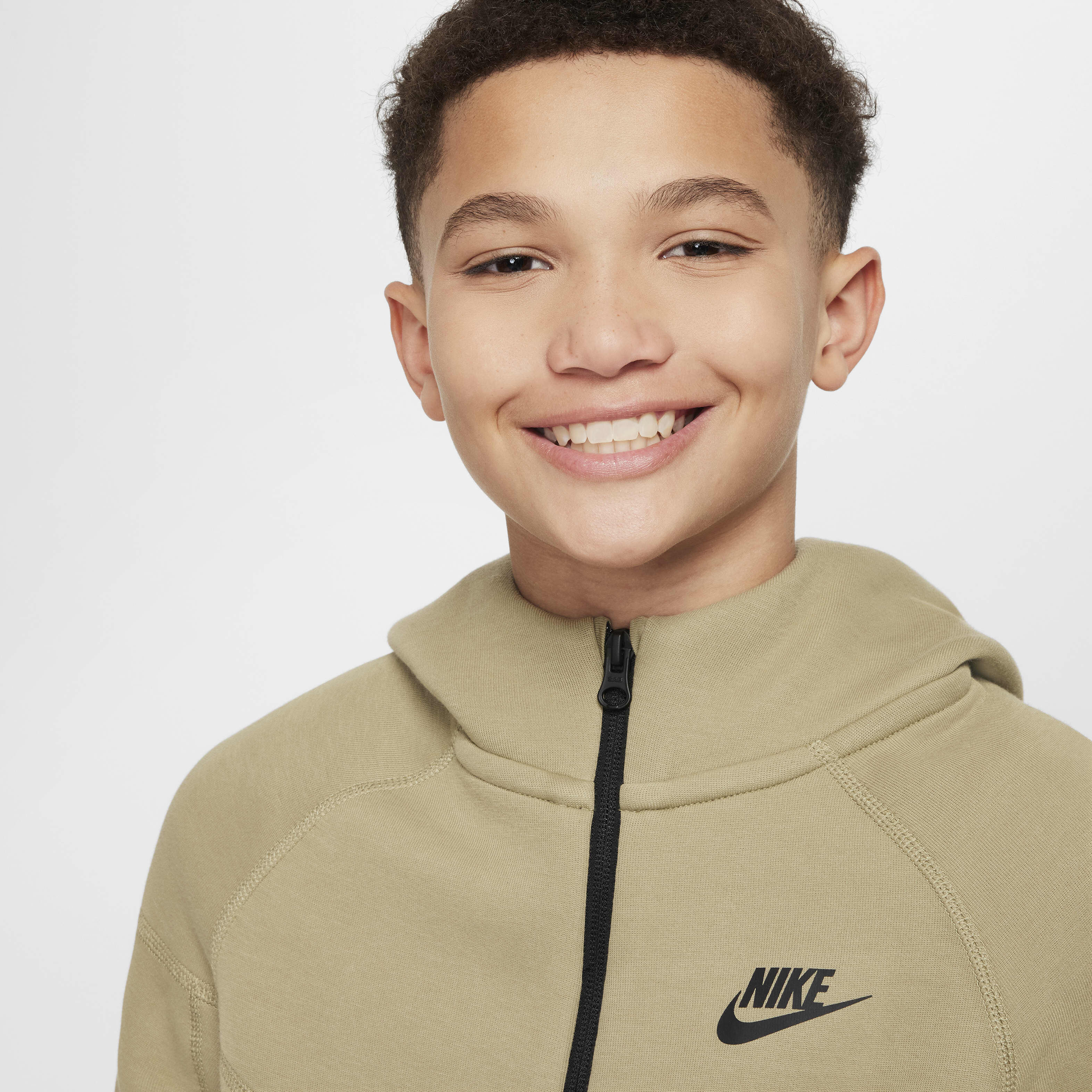Nike zip up jacket boys hot sale