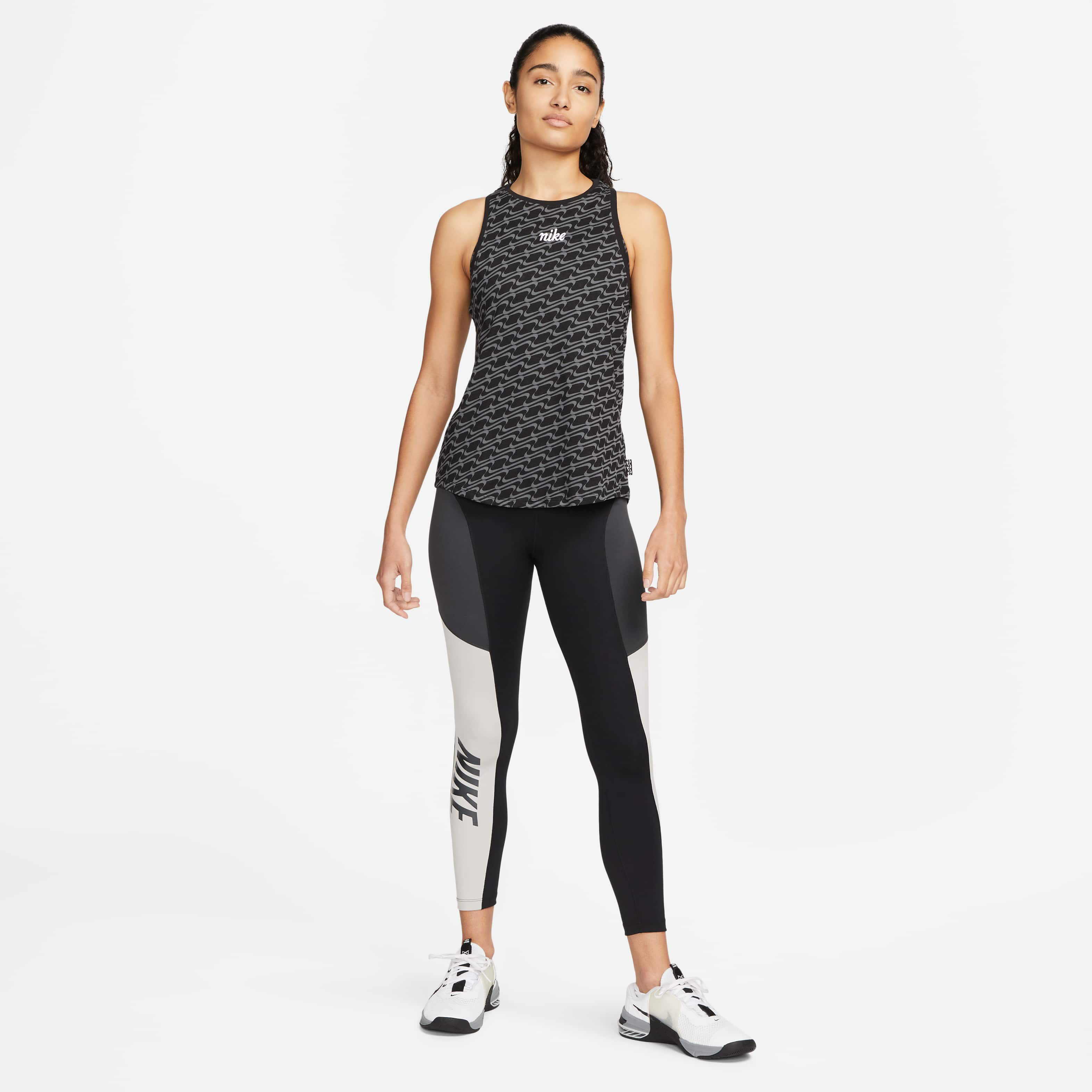 نايكي دراي-فت ايكون كلاش image number 4