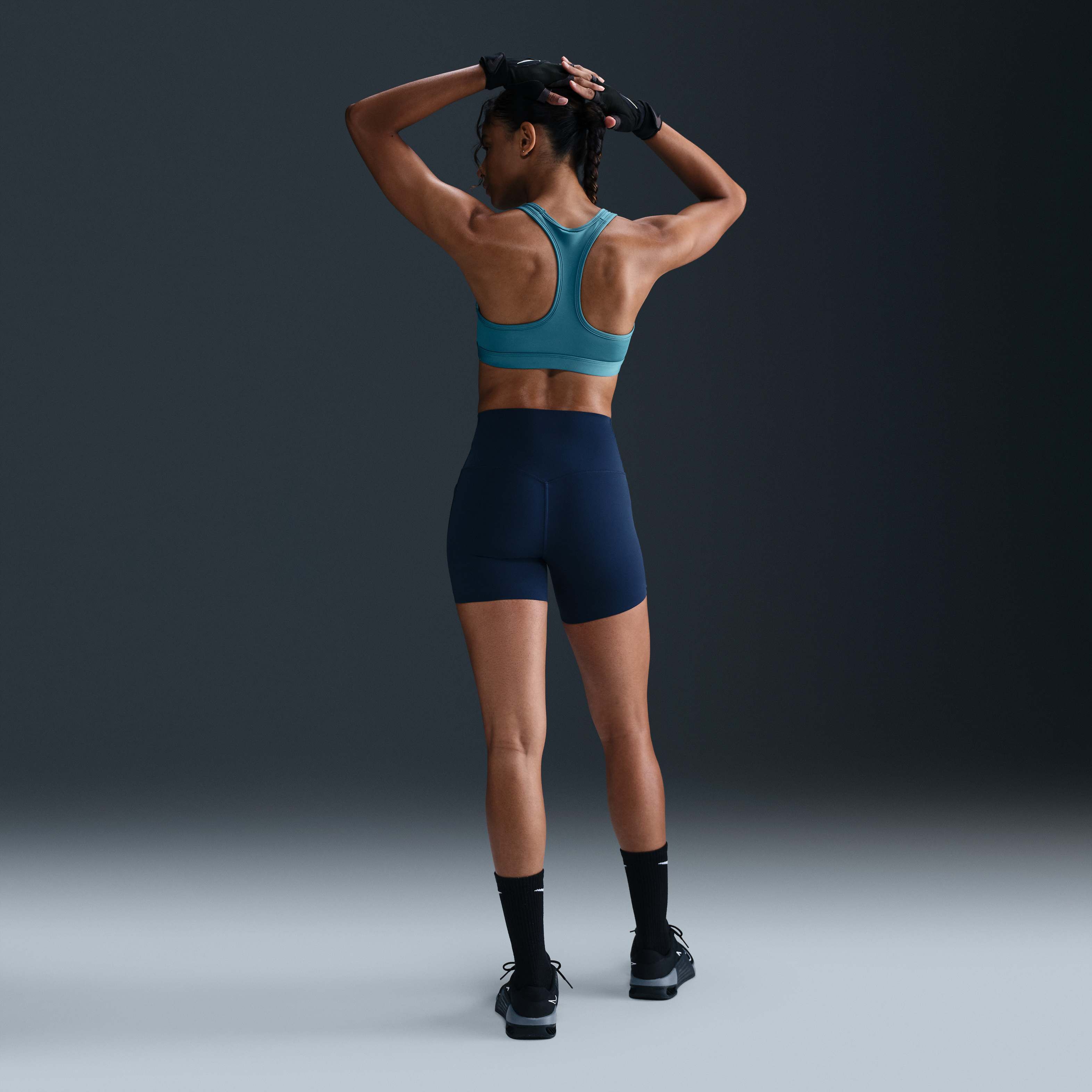 نايكي سووش بدعم متوسط image number 4