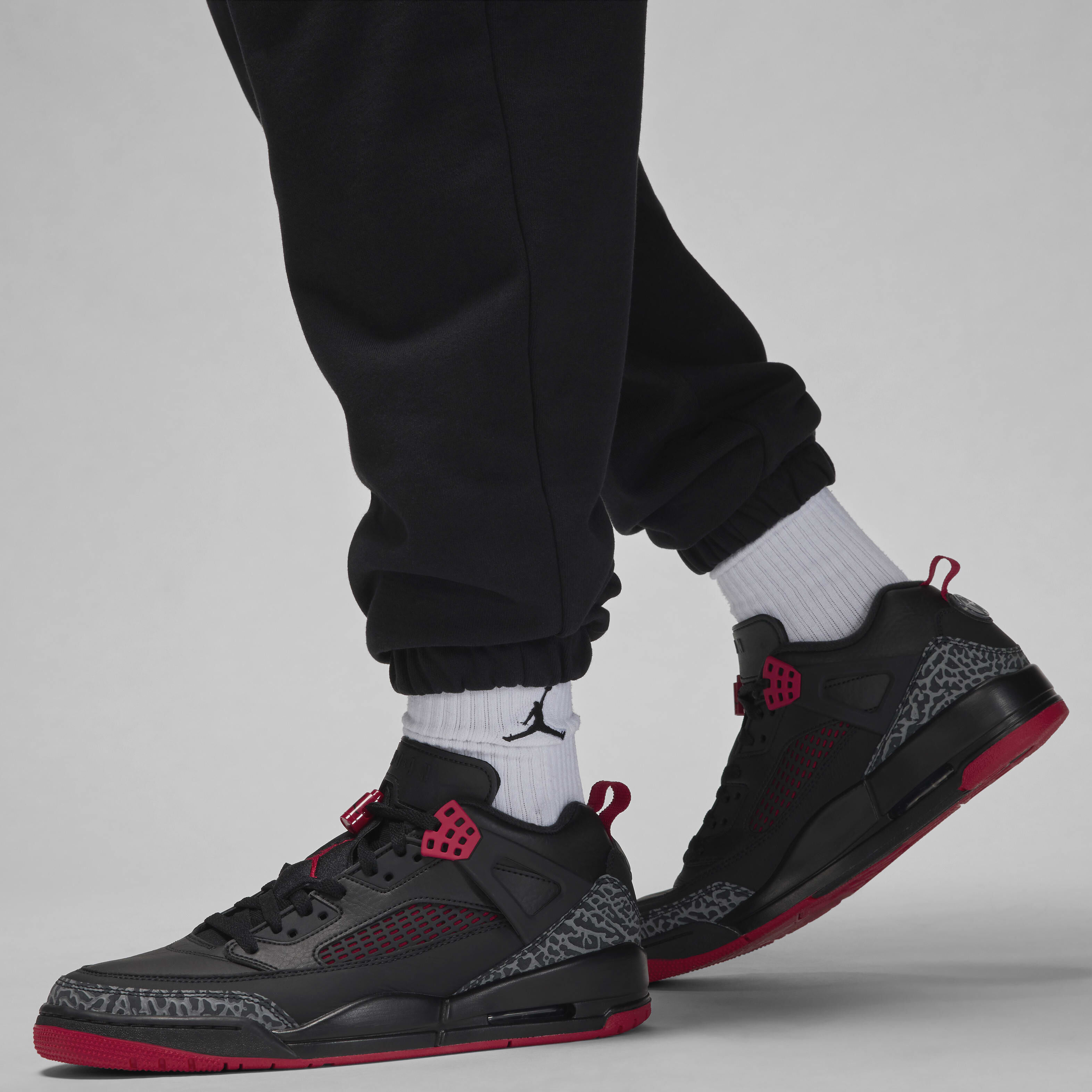 Buy Jordan Flight Fleece Men s Trousers Nike Qatar Official