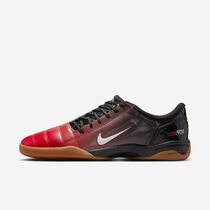 Nike Total 90