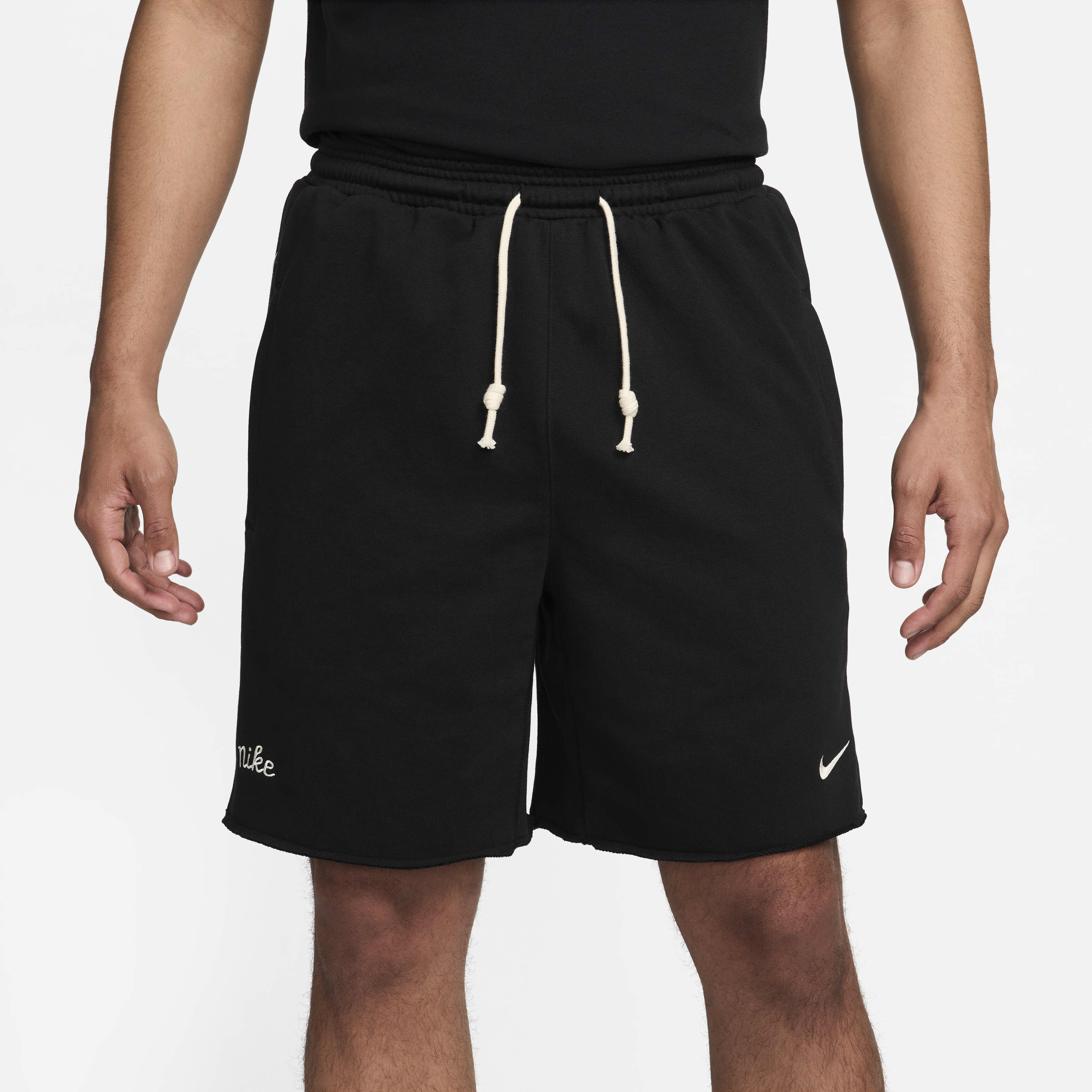 Nike standard fit coupe standard shorts hotsell