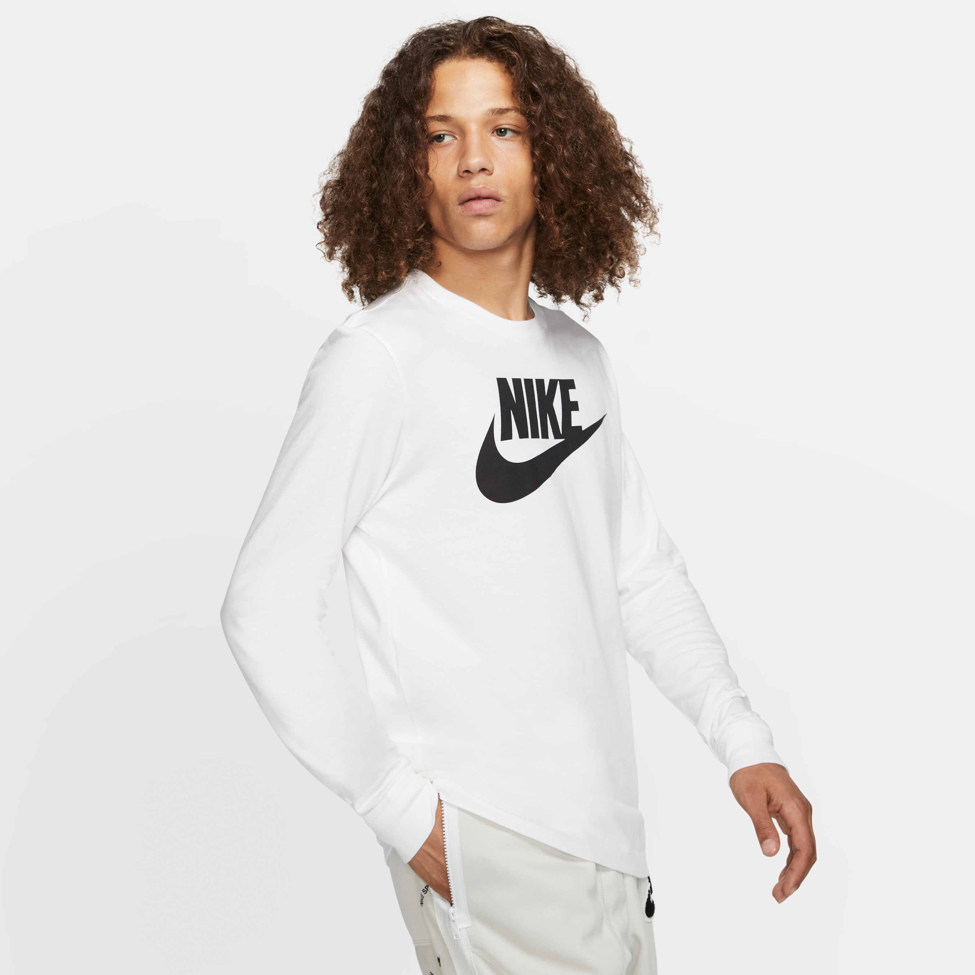 Nike Sportswear image number 0