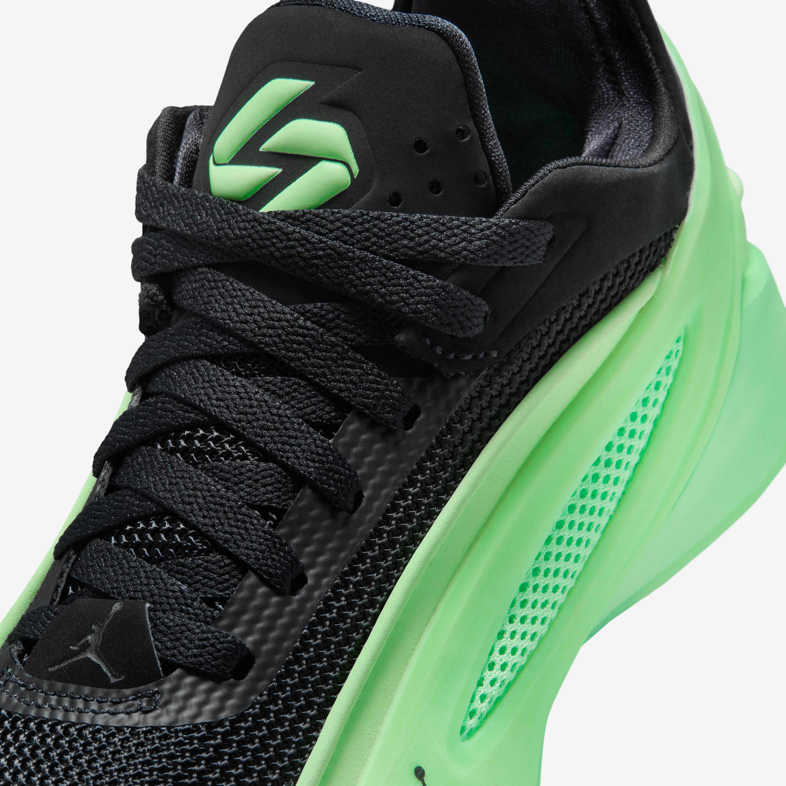 لوكا دونتشيتش لوكا 5 "فينوم" image number 6