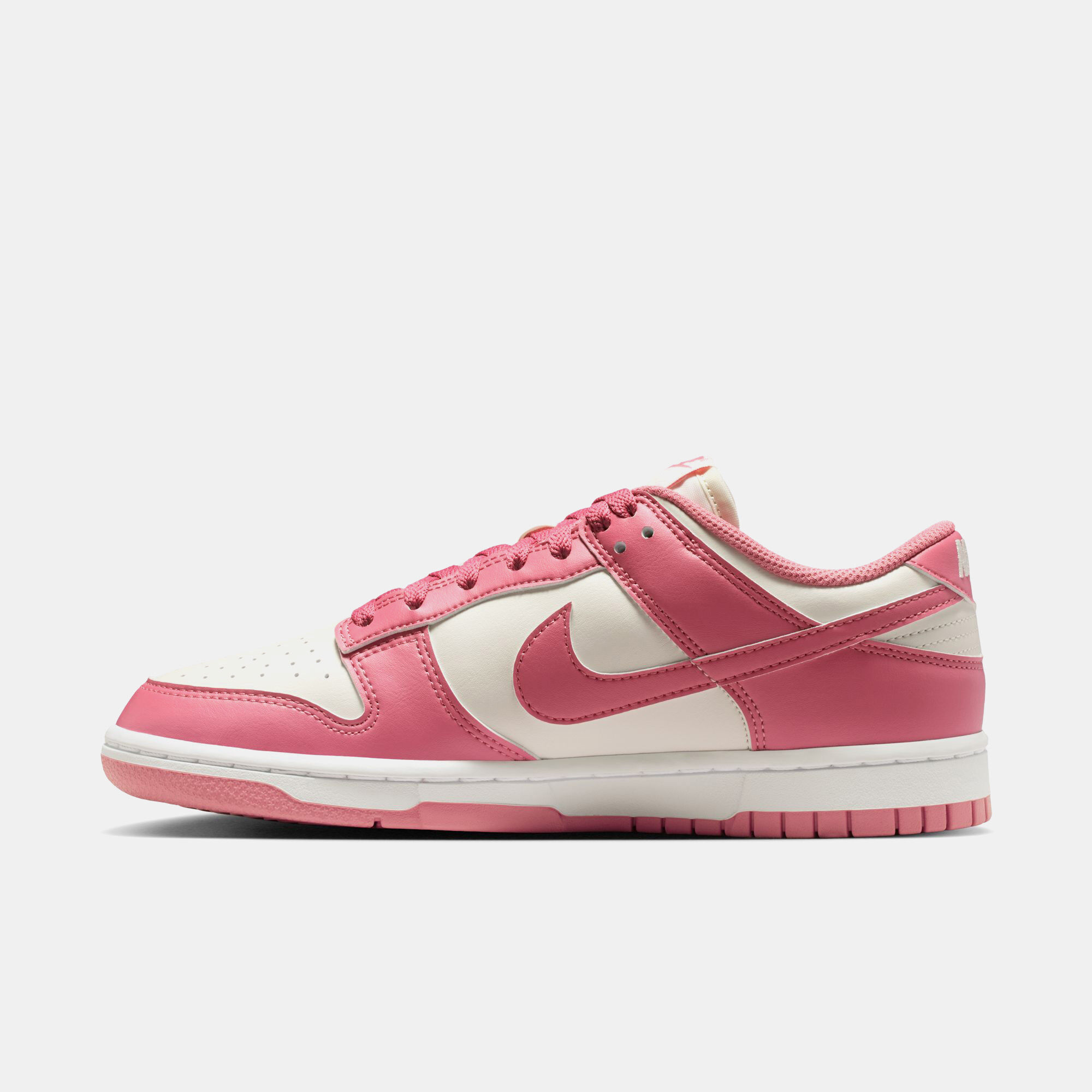 Nike Dunk Low image number 4