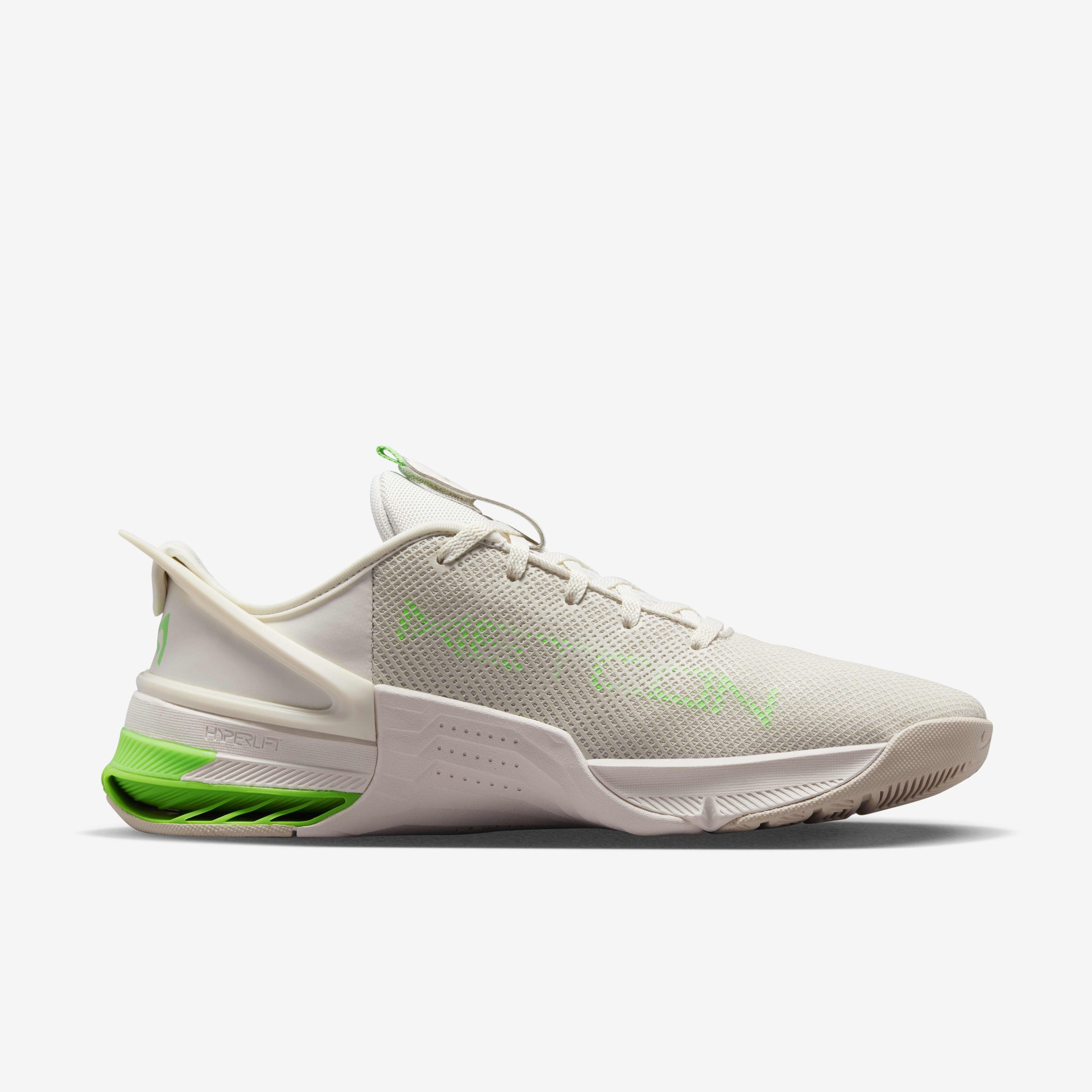 Nike shoes 8 off hotsell